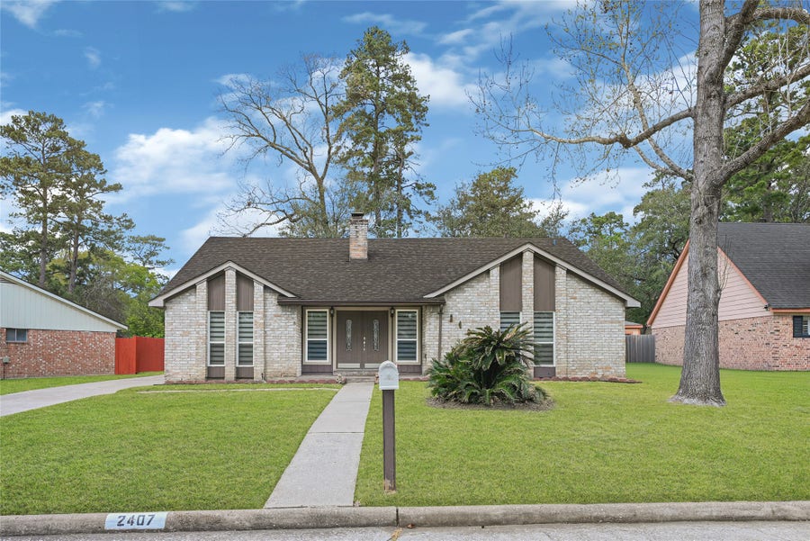 Property photo for 2407 Rambling Brook Drive, Spring, TX