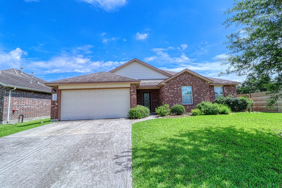 Property photo for 2735 Diamond Vista Lane, Rosharon, TX