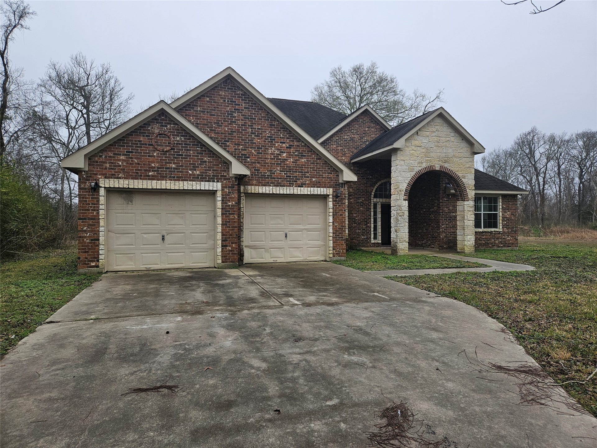 936 County Road 4923, Dayton, TX 77535 front