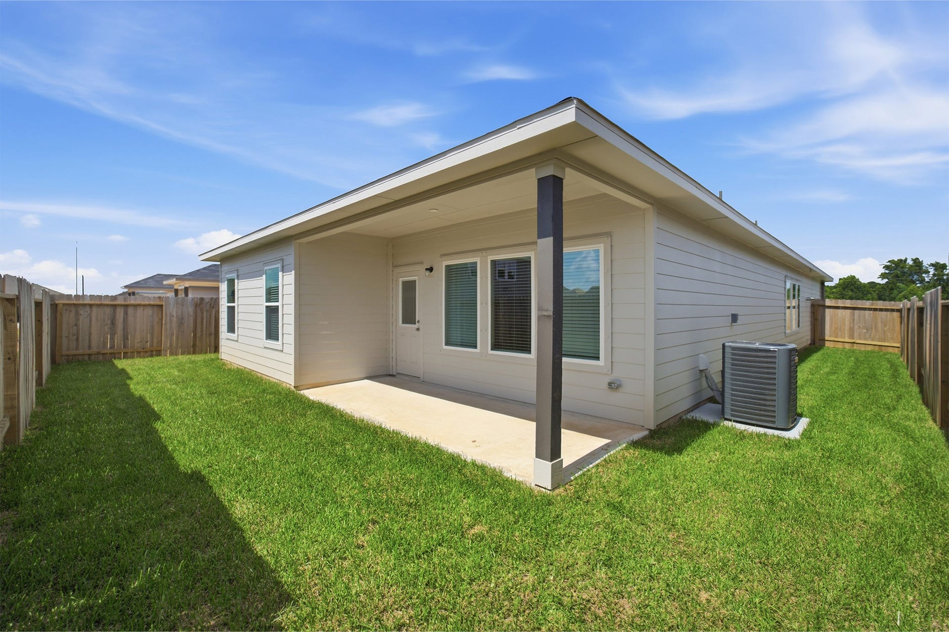768 Red Mulberry Street, La Marque, TX 77568 768 Red Mulberry Street, La Marque, TX 77568