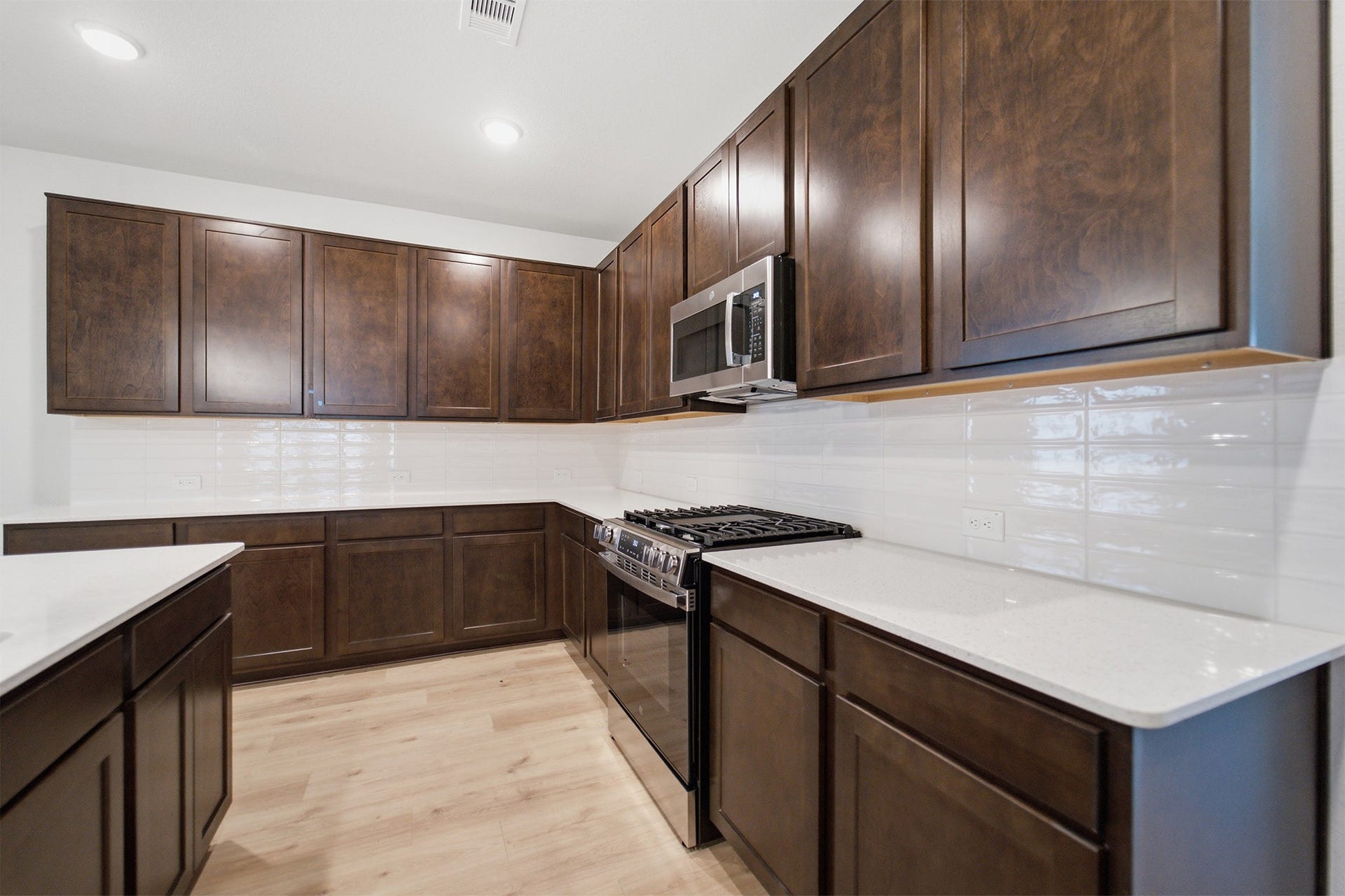 768 Red Mulberry Street, La Marque, TX 77568 768 Red Mulberry Street, La Marque, TX 77568