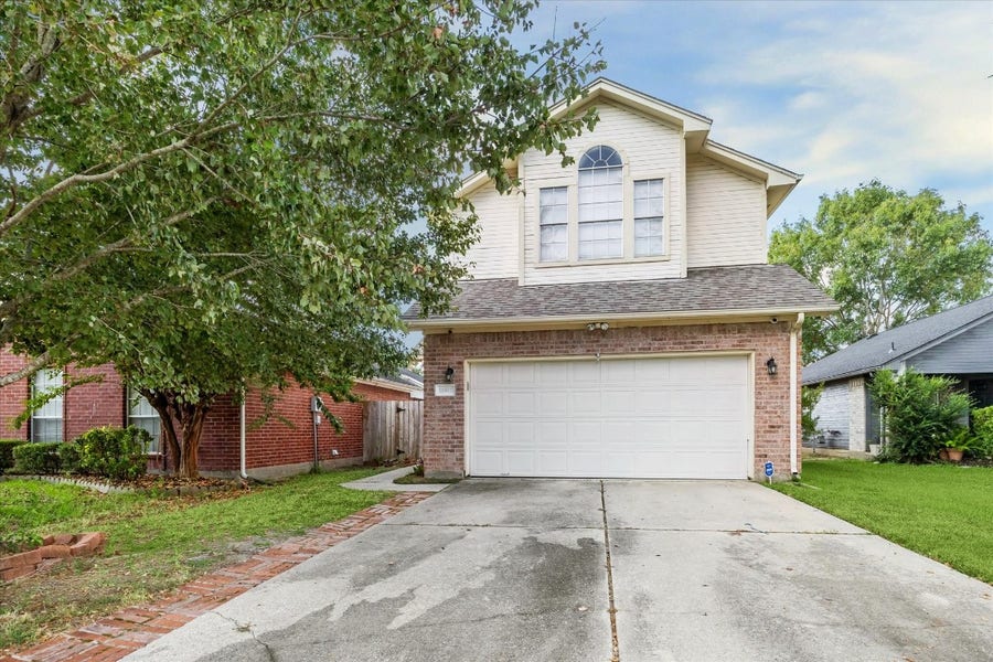 Property photo for 11902 Oakner Drive, Tomball, TX
