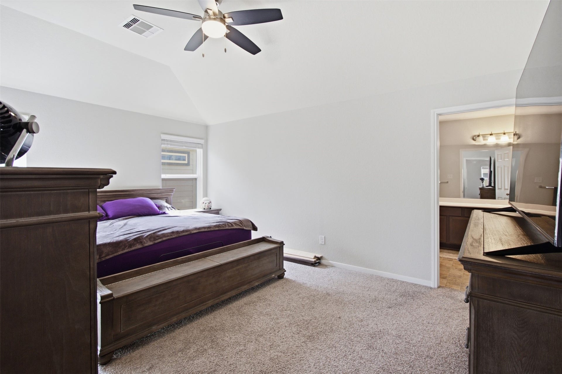 11315 Rossum Creek Drive, Humble, TX 77396 Primary bedroom