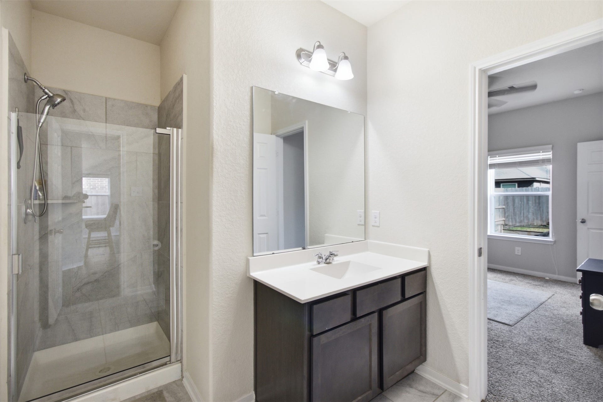 11315 Rossum Creek Drive, Humble, TX 77396 Downstairs bathroom