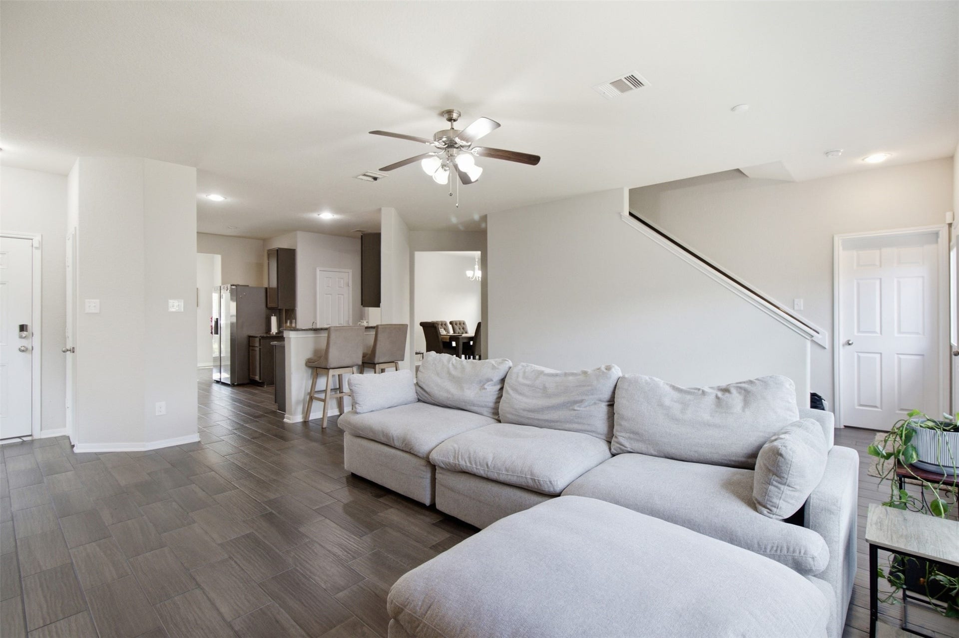 11315 Rossum Creek Drive, Humble, TX 77396 Granite countertops
