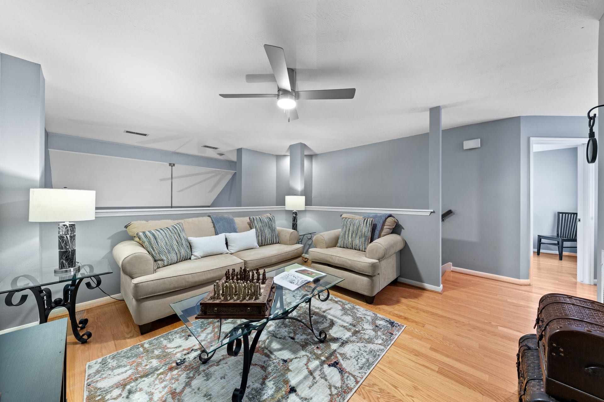 30 Endor Forest Place, The Woodlands, TX 77382 30 Endor Forest Place, The Woodlands, TX 77382