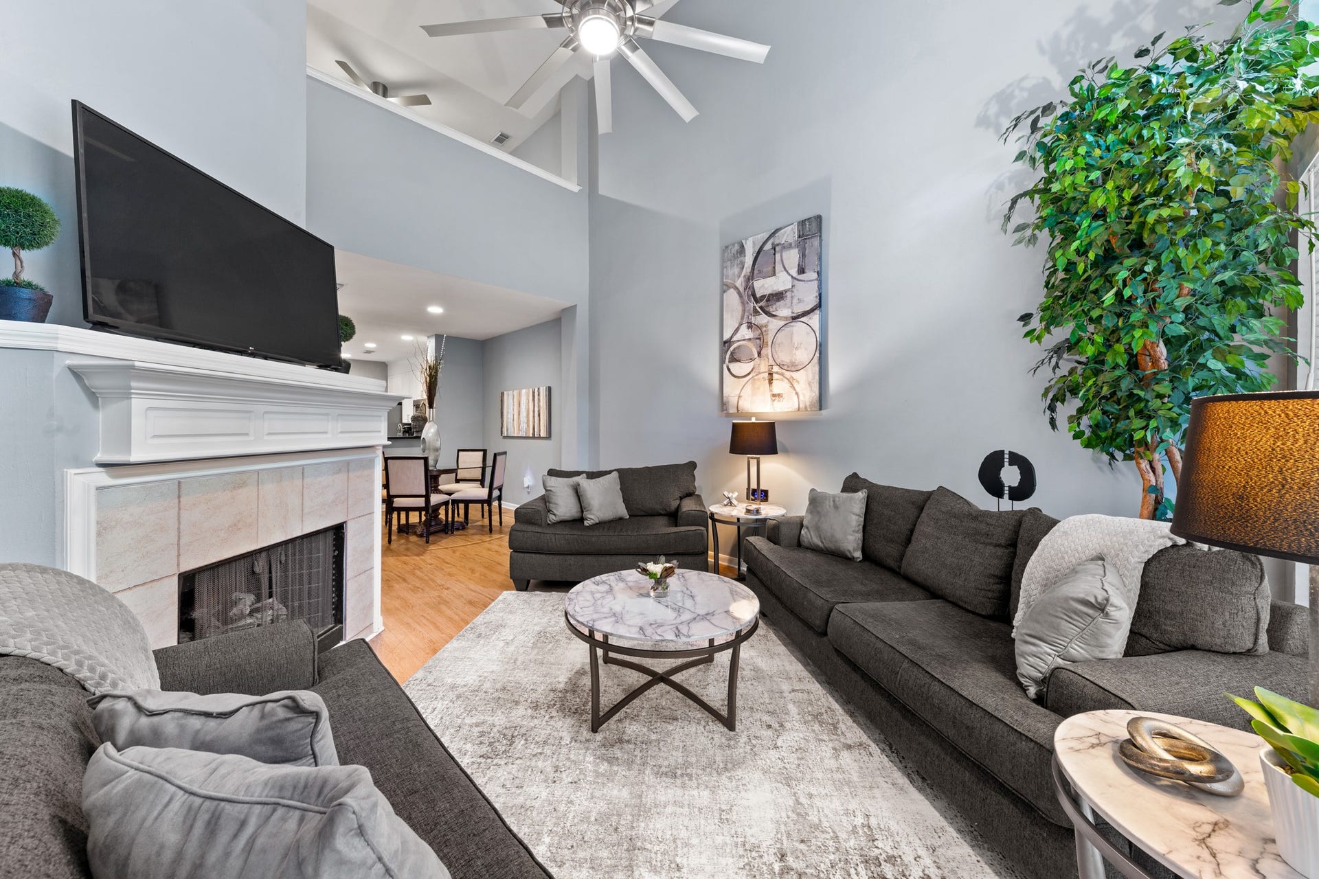 30 Endor Forest Place, The Woodlands, TX 77382 30 Endor Forest Place, The Woodlands, TX 77382