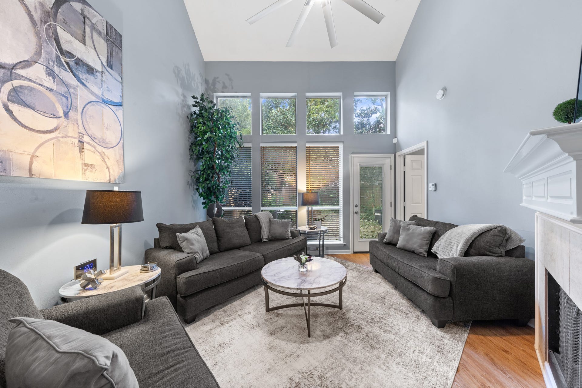 30 Endor Forest Place, The Woodlands, TX 77382 30 Endor Forest Place, The Woodlands, TX 77382