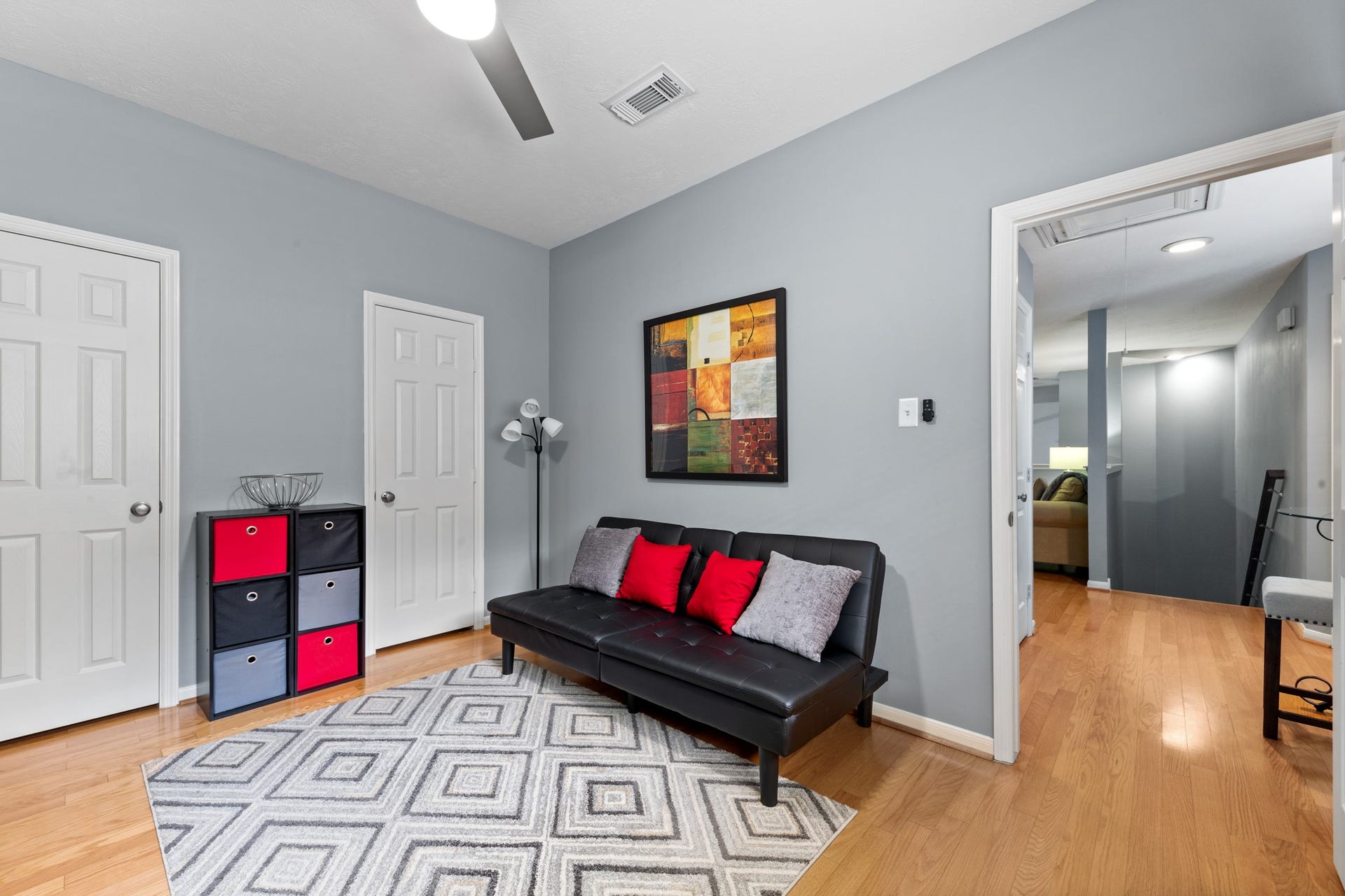 30 Endor Forest Place, The Woodlands, TX 77382 30 Endor Forest Place, The Woodlands, TX 77382