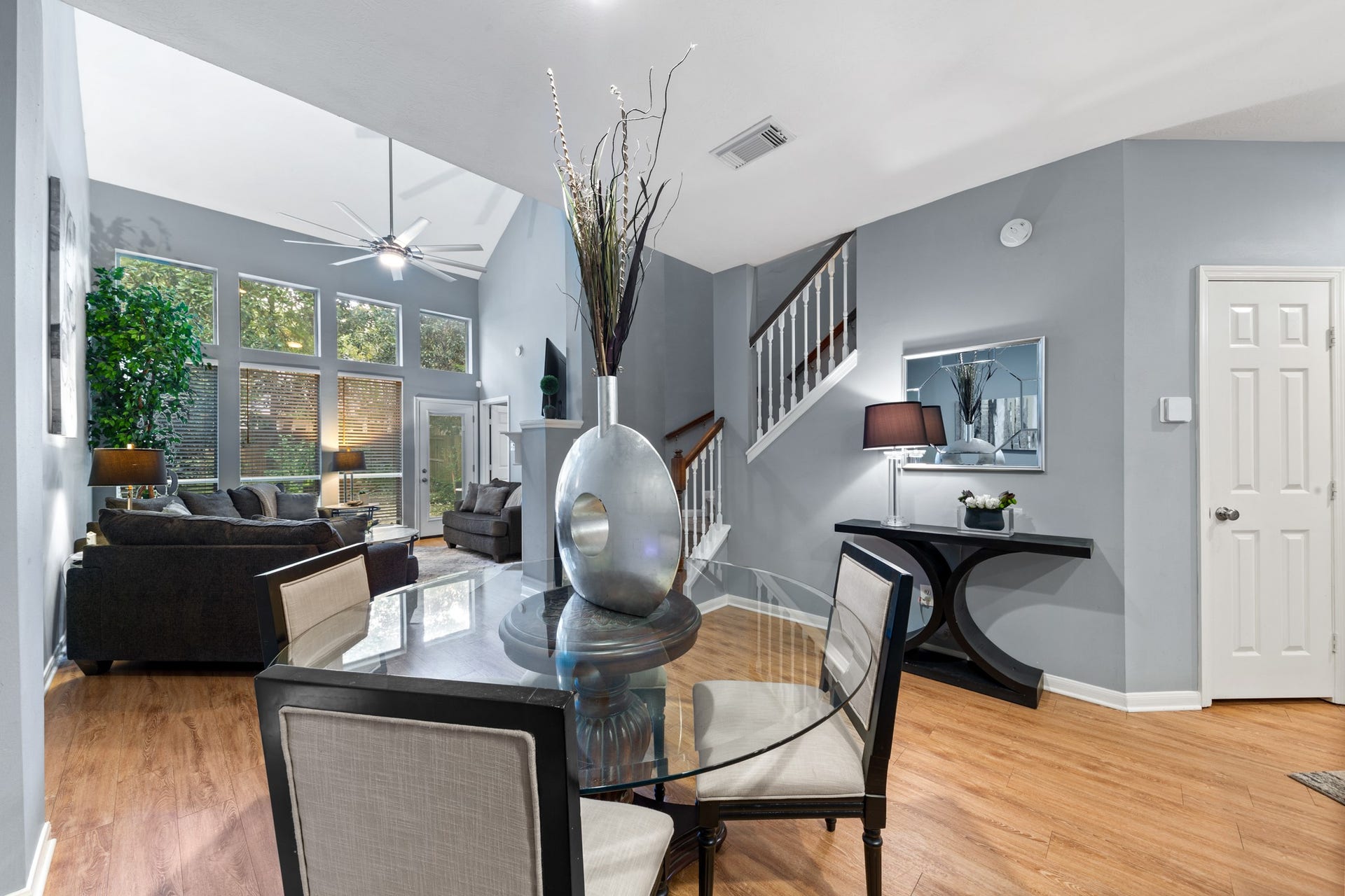 30 Endor Forest Place, The Woodlands, TX 77382 30 Endor Forest Place, The Woodlands, TX 77382