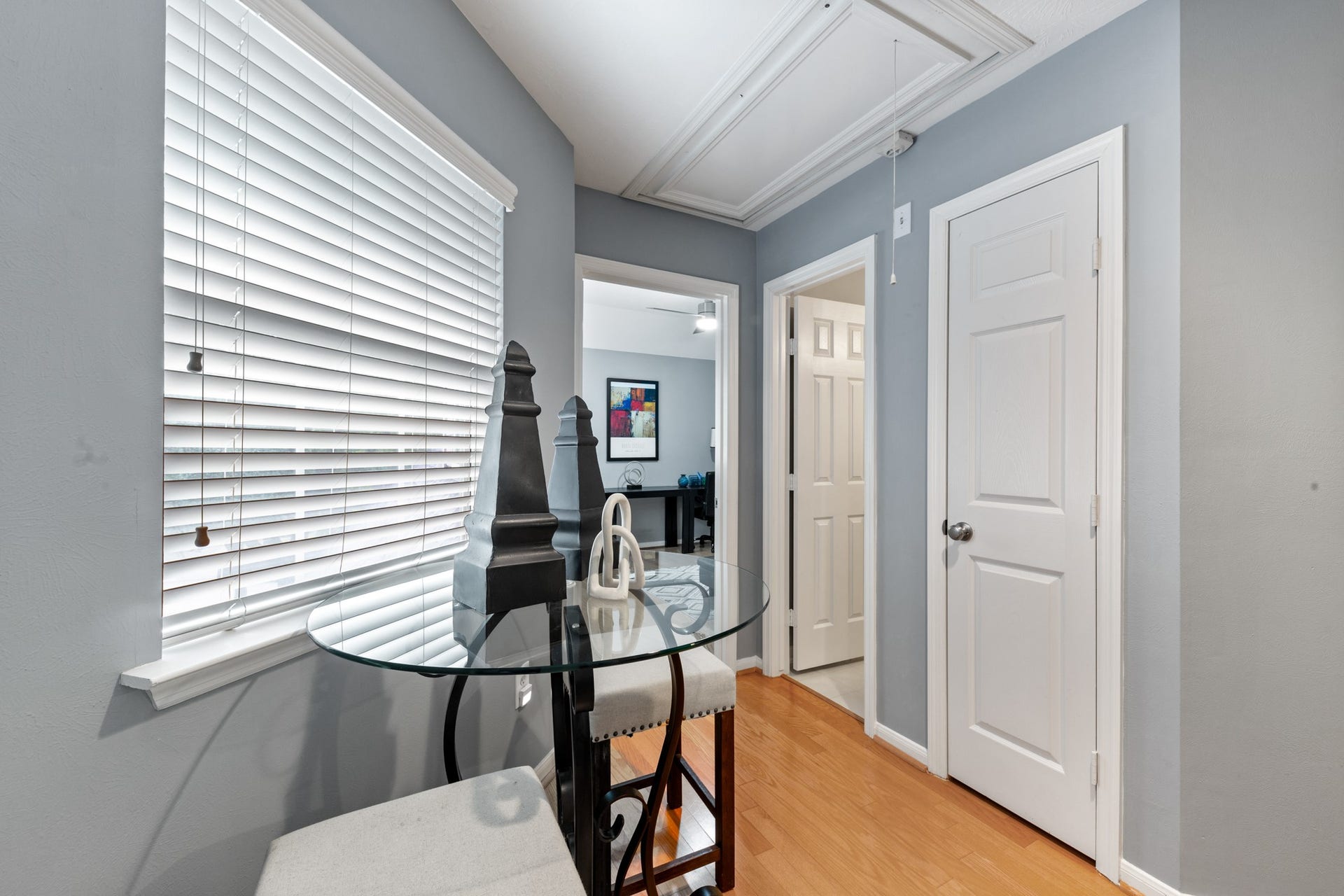 30 Endor Forest Place, The Woodlands, TX 77382 30 Endor Forest Place, The Woodlands, TX 77382