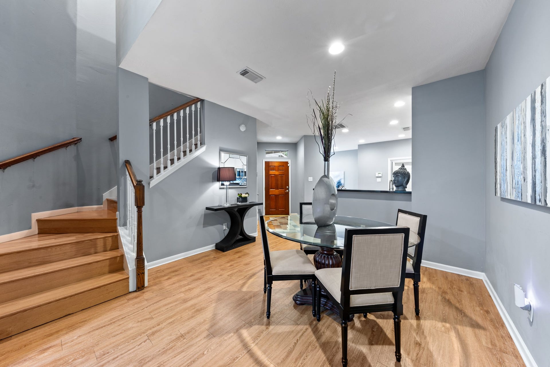 30 Endor Forest Place, The Woodlands, TX 77382 30 Endor Forest Place, The Woodlands, TX 77382