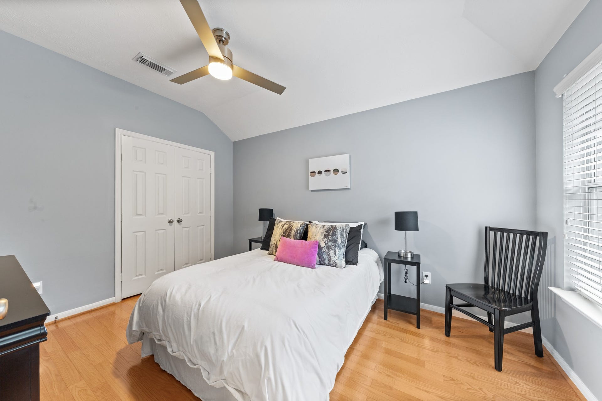 30 Endor Forest Place, The Woodlands, TX 77382 30 Endor Forest Place, The Woodlands, TX 77382