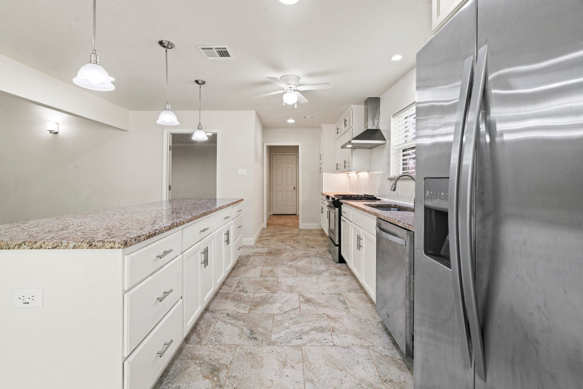 12006 Acorn Oak Street, The Woodlands, TX 77380