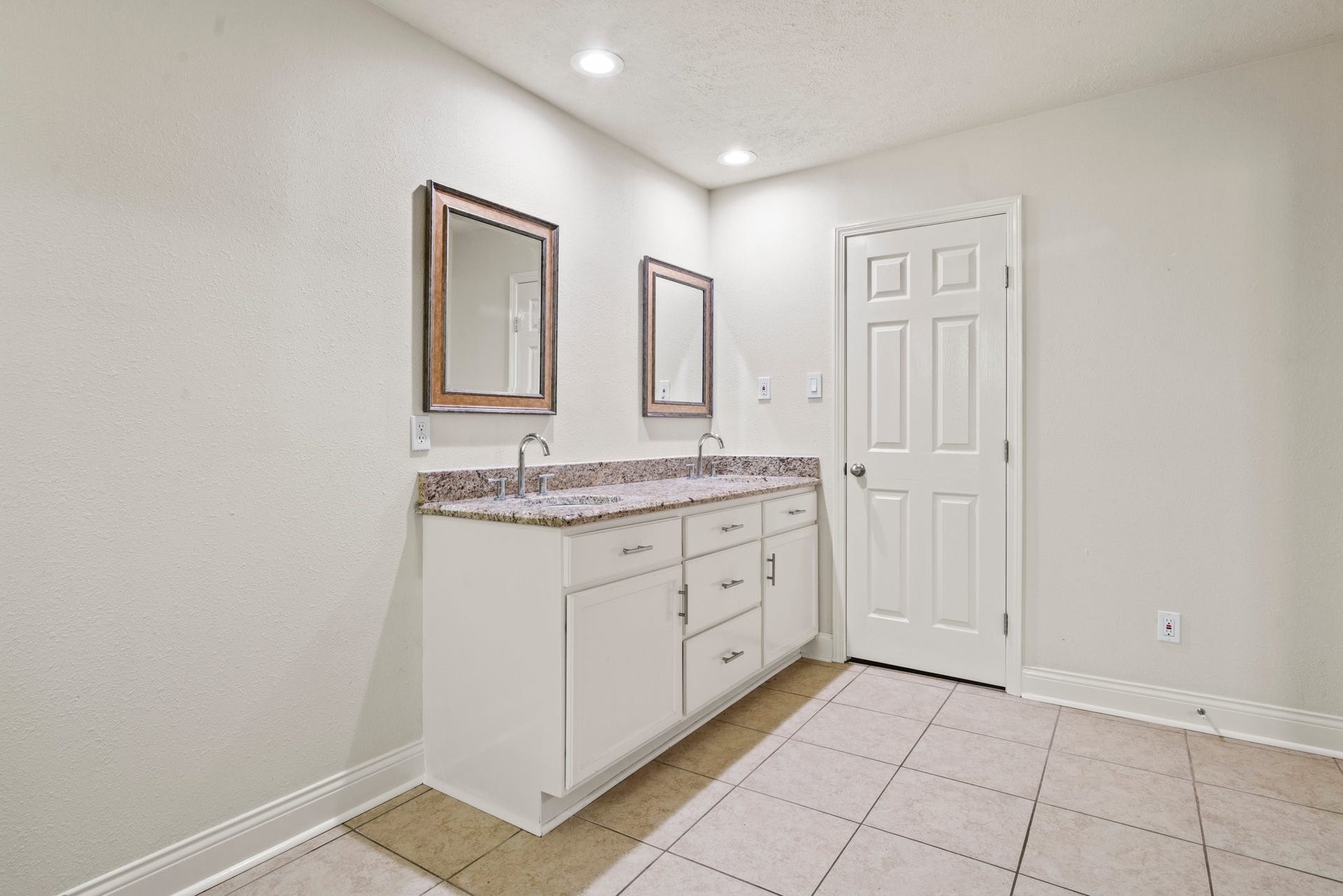 12006 Acorn Oak Street, The Woodlands, TX 77380