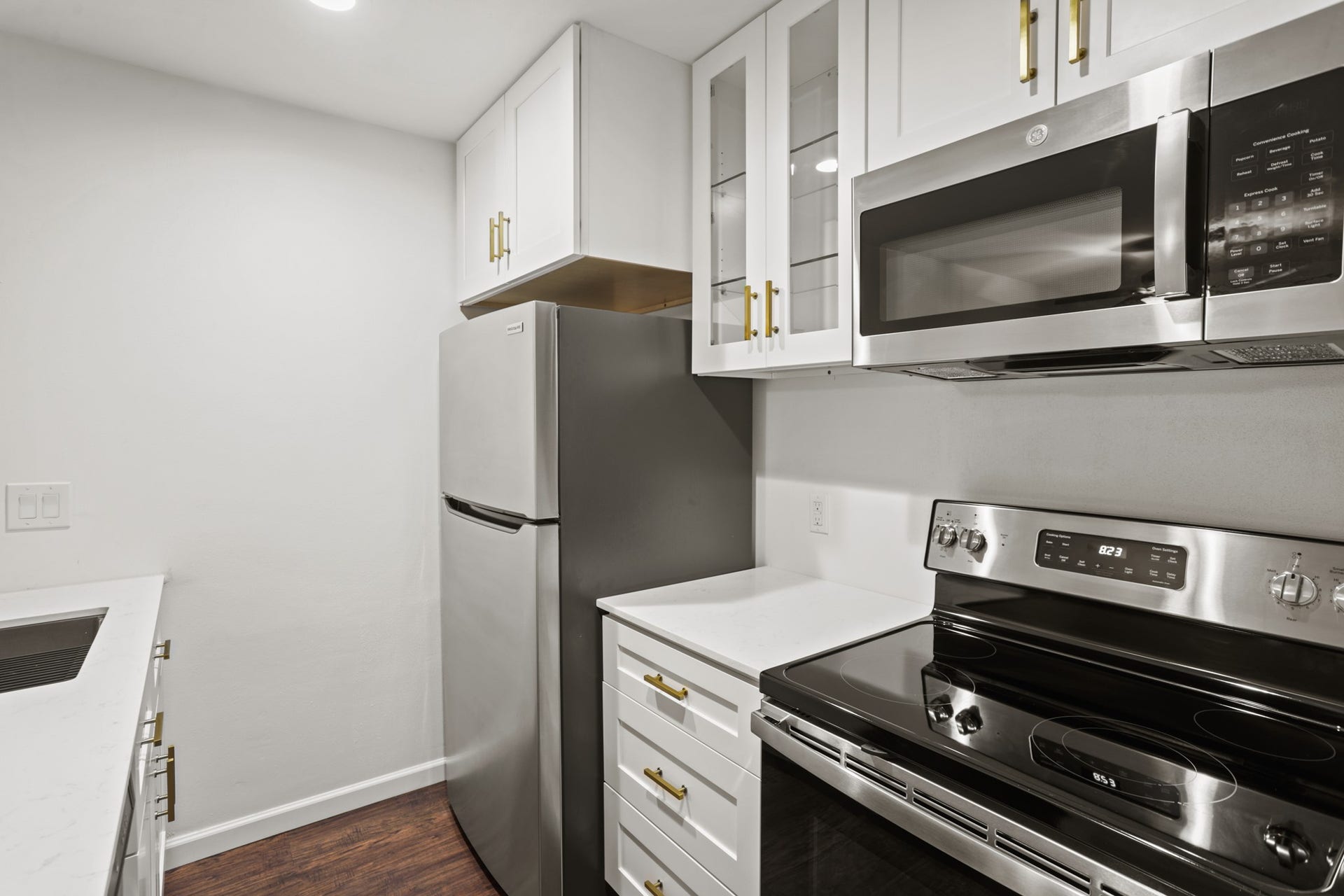 2121 Fountain View Drive, #61, Houston, TX 77057 2121 Fountain View Drive, #61, Houston, TX 77057