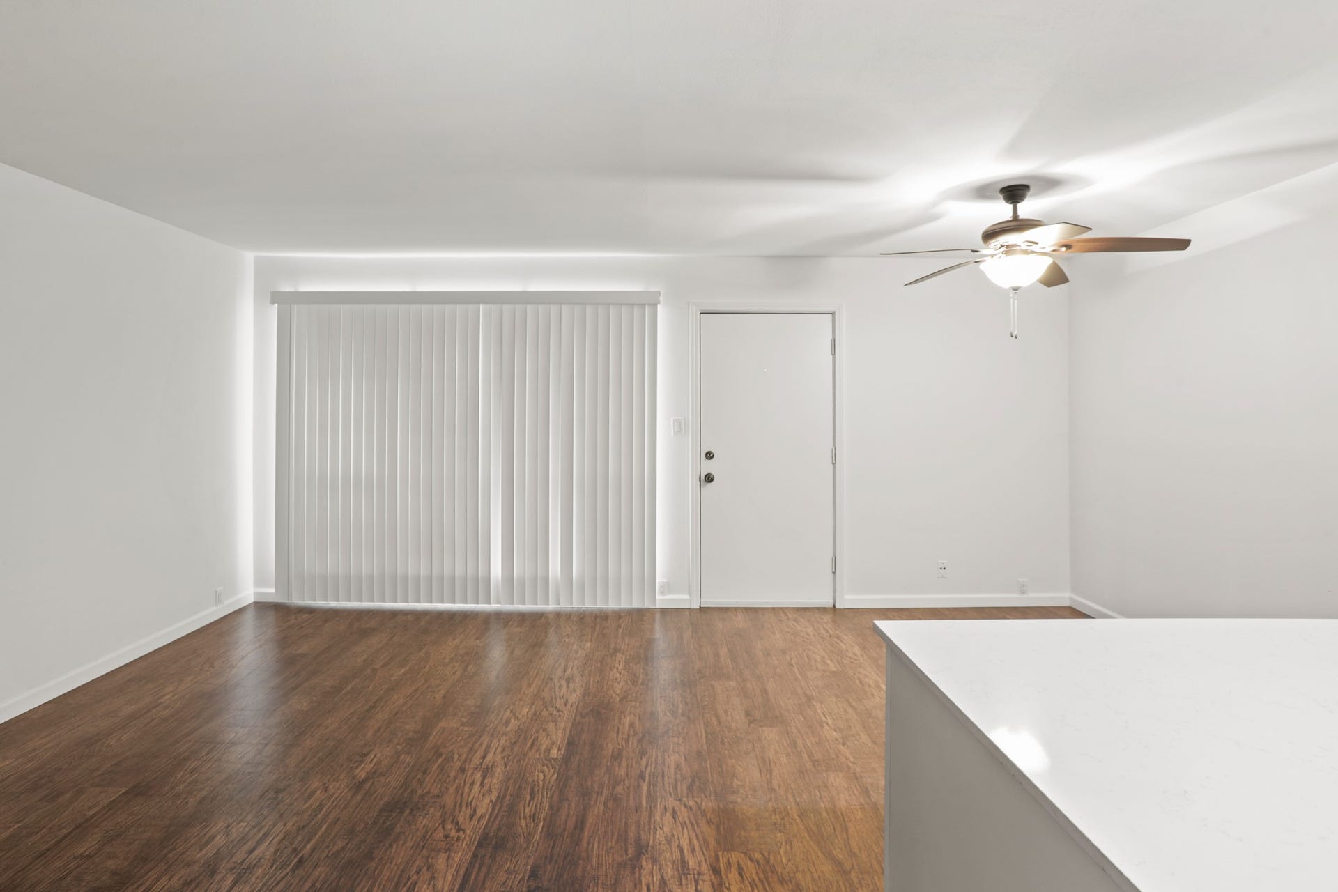 2121 Fountain View Drive, #61, Houston, TX 77057 2121 Fountain View Drive, #61, Houston, TX 77057