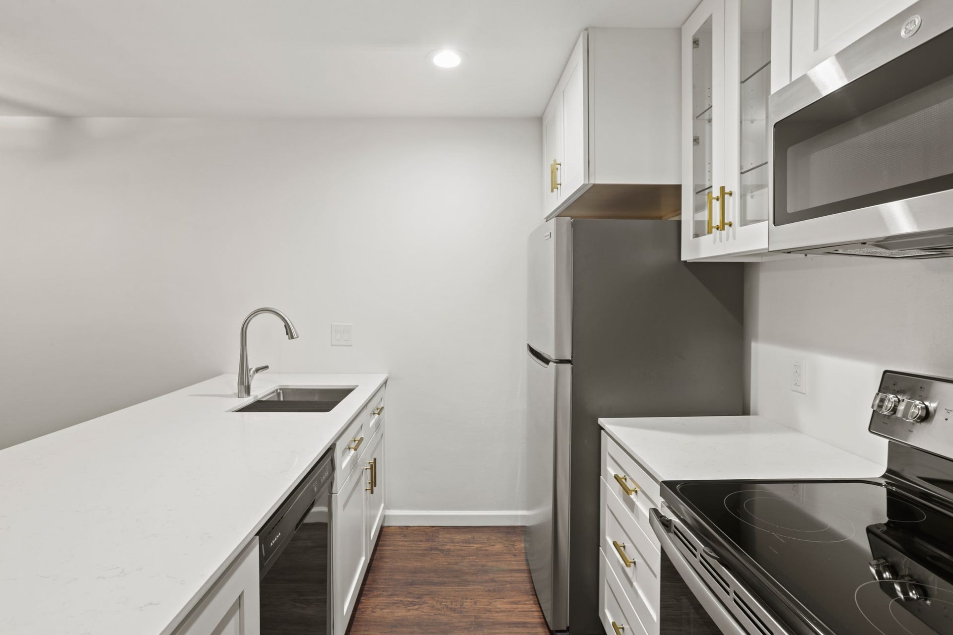 2121 Fountain View Drive, #61, Houston, TX 77057 2121 Fountain View Drive, #61, Houston, TX 77057