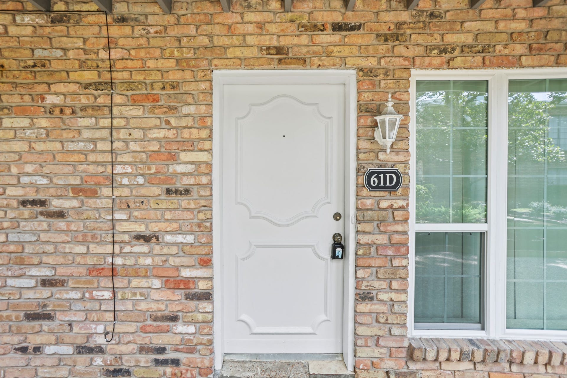 2121 Fountain View Drive, #61, Houston, TX 77057 2121 Fountain View Drive, #61, Houston, TX 77057