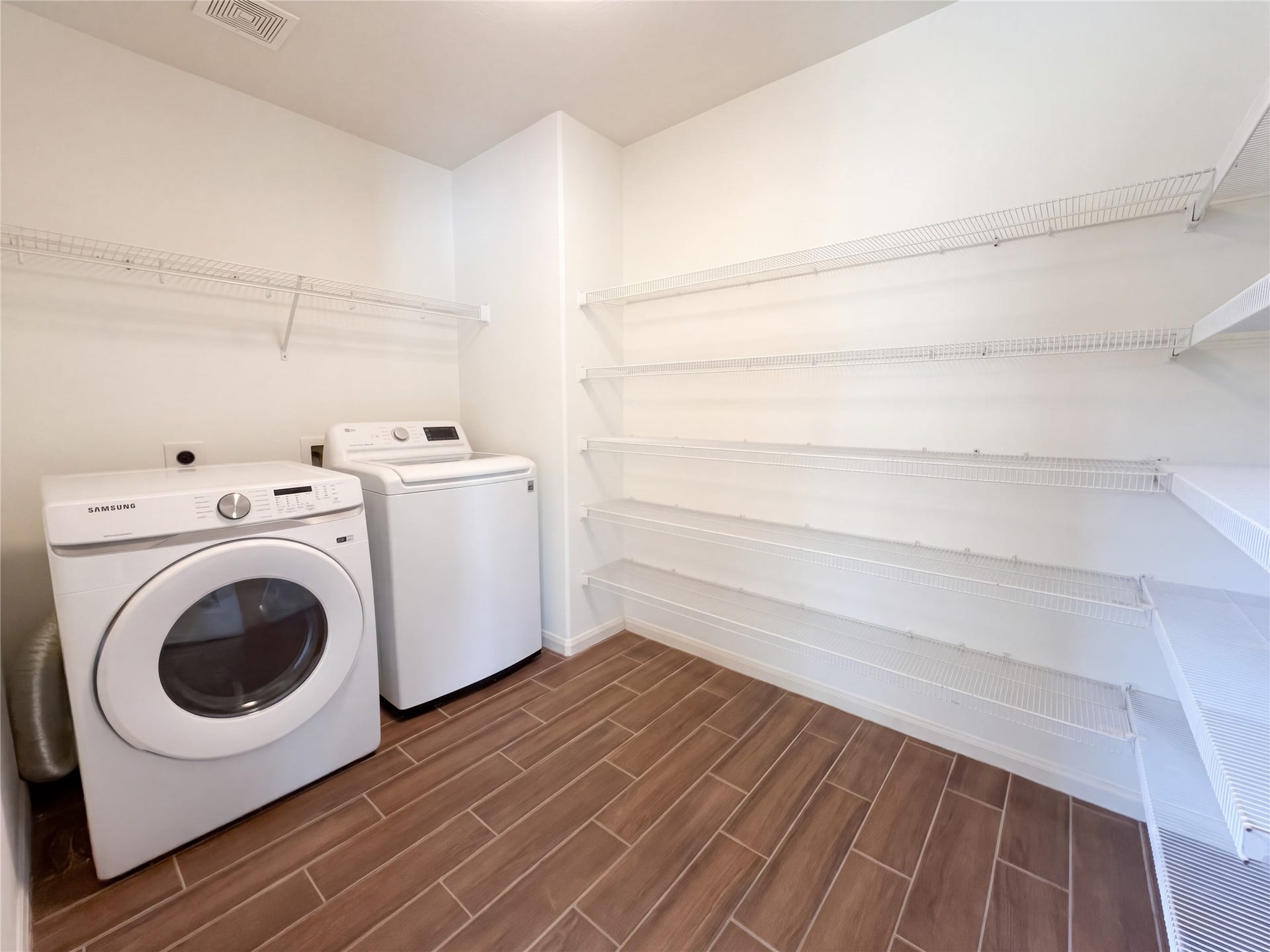 6311 Richland Hills Drive, Katy, TX 77494 6311 Richland Hills Drive, Katy, TX 77494