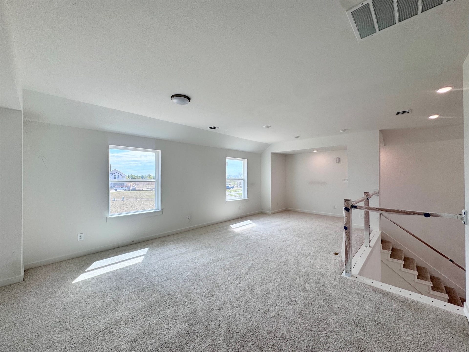 5219 Sistine Drive, Manvel, TX 77578 Space for a sectional, additional play area, desk and bench!