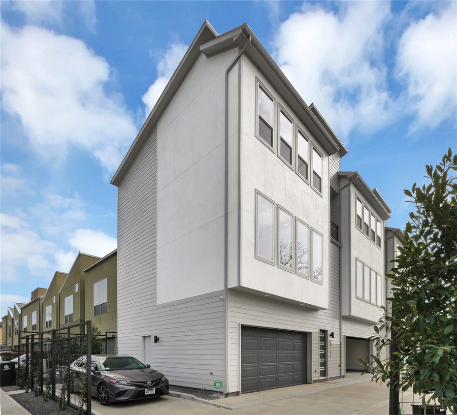 Property photo for 2916 Cline Street, Houston, TX