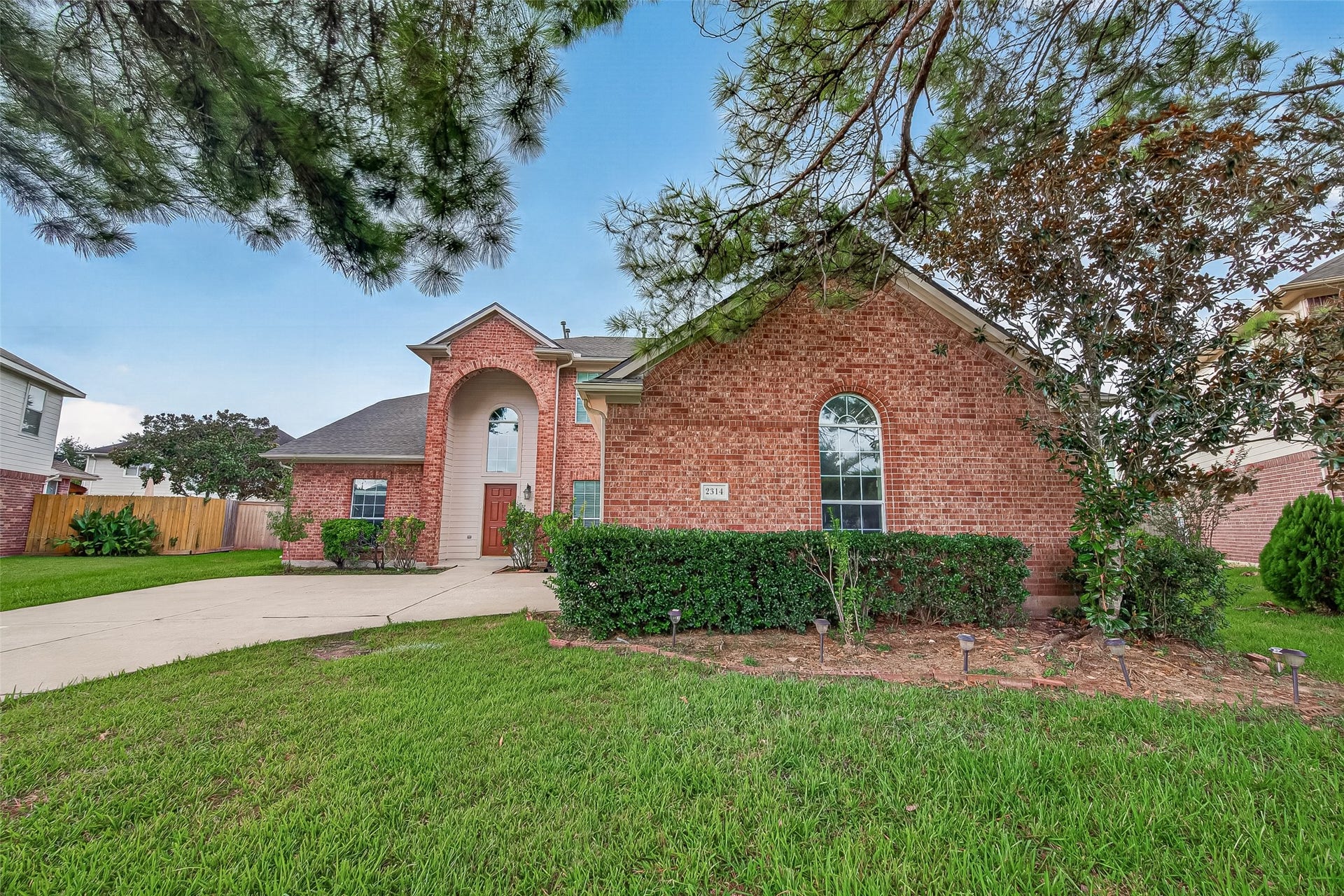 2314 Avery Park Drive, Sugar Land, TX 77498 2314 Avery Park Drive, Sugar Land, TX 77498