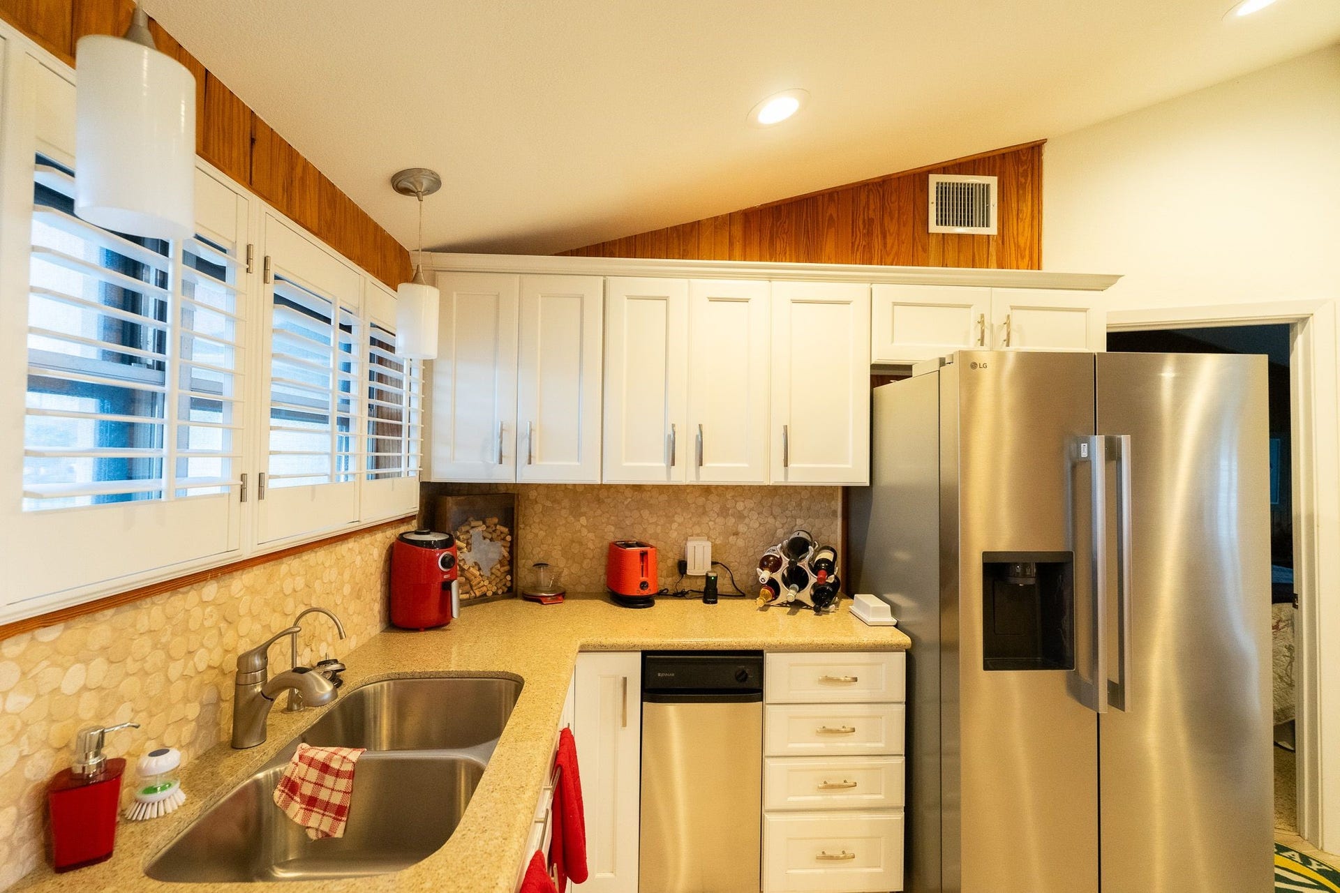 1417 8th Street, Dickinson, TX 77539 1417 8th Street, Dickinson, TX 77539