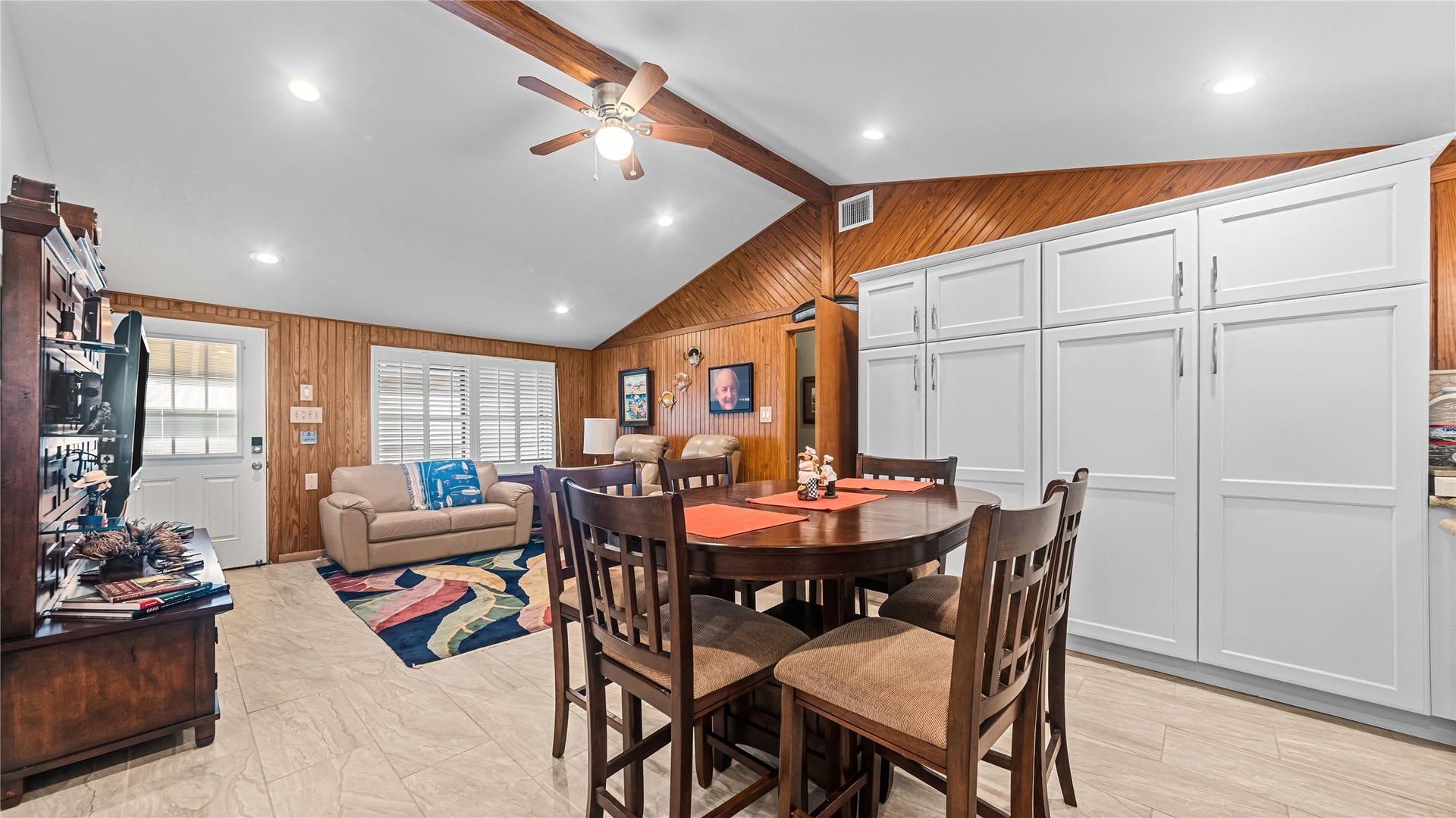 1417 8th Street, Dickinson, TX 77539 1417 8th Street, Dickinson, TX 77539