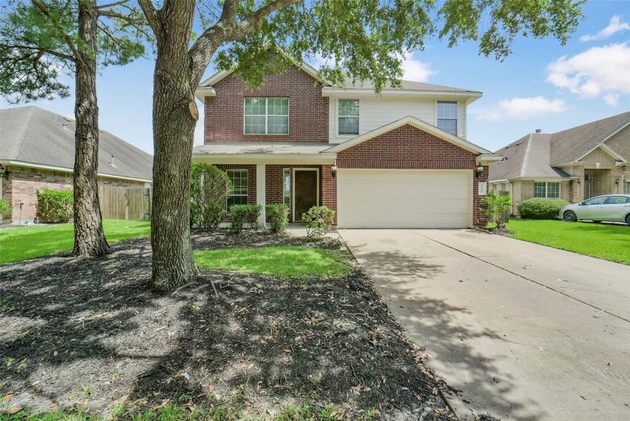 Property photo for 17326 Danbury Bridge Drive, Houston, TX