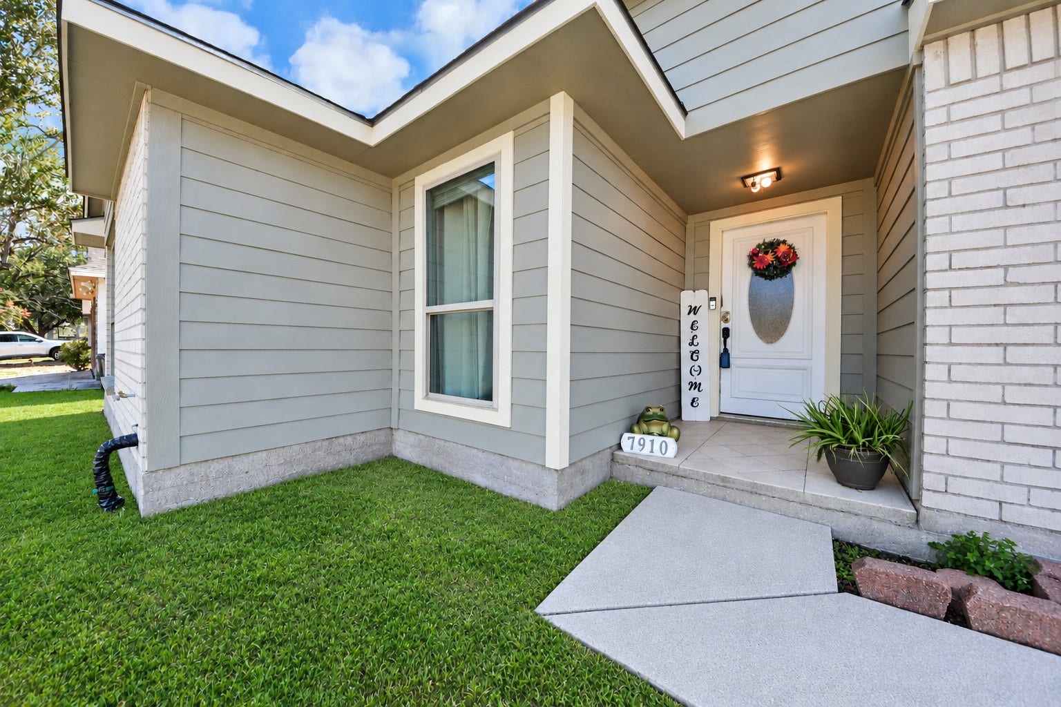 7910 Bluejay Twin Circle, Humble, TX 77396