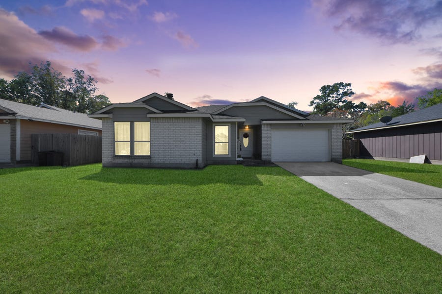 Property photo for 7910 Bluejay Twin Circle, Humble, TX