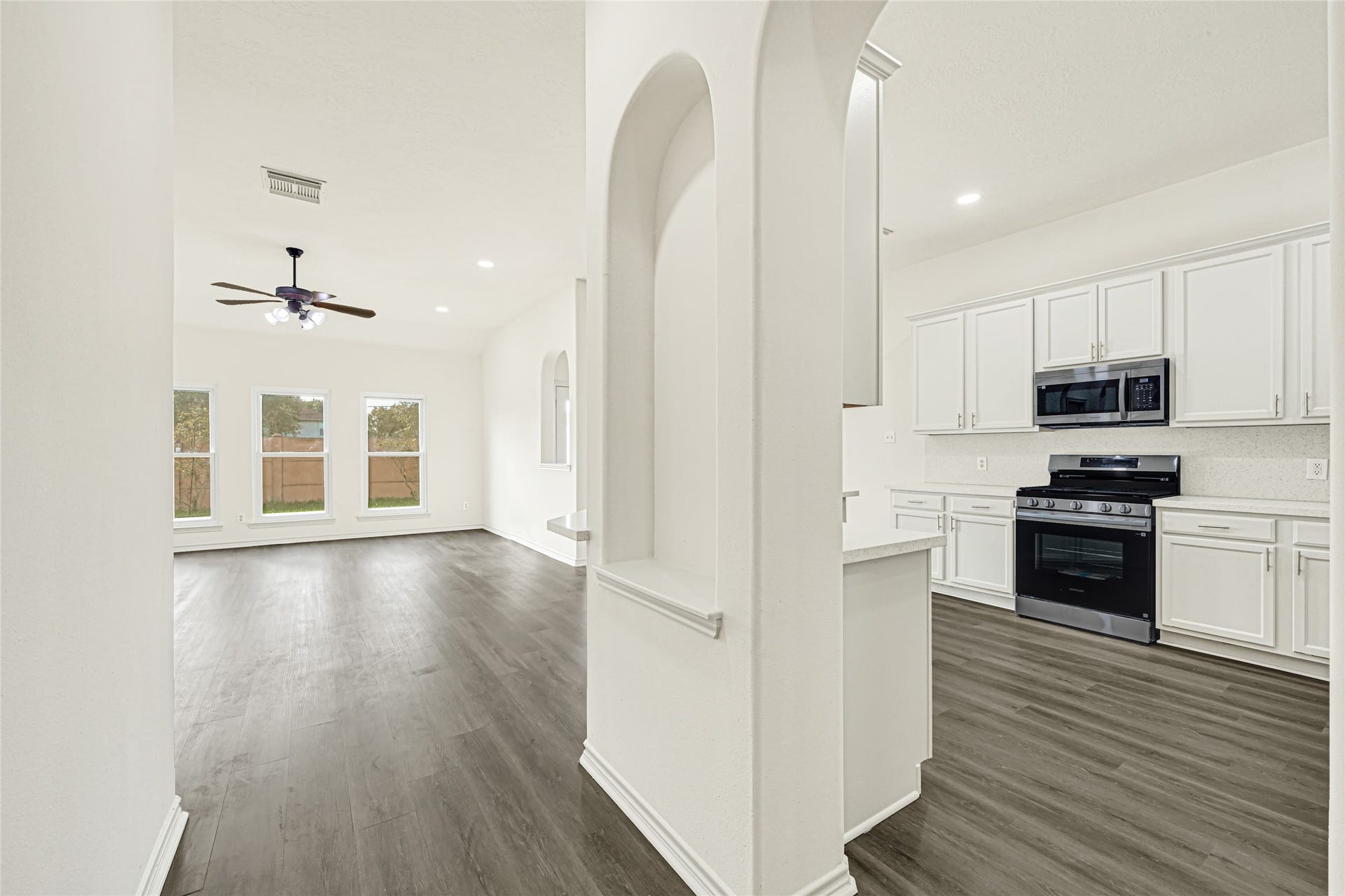 4923 Trailing Clover Court, Houston, TX 77084 View of the kitchen and family room from main hallway