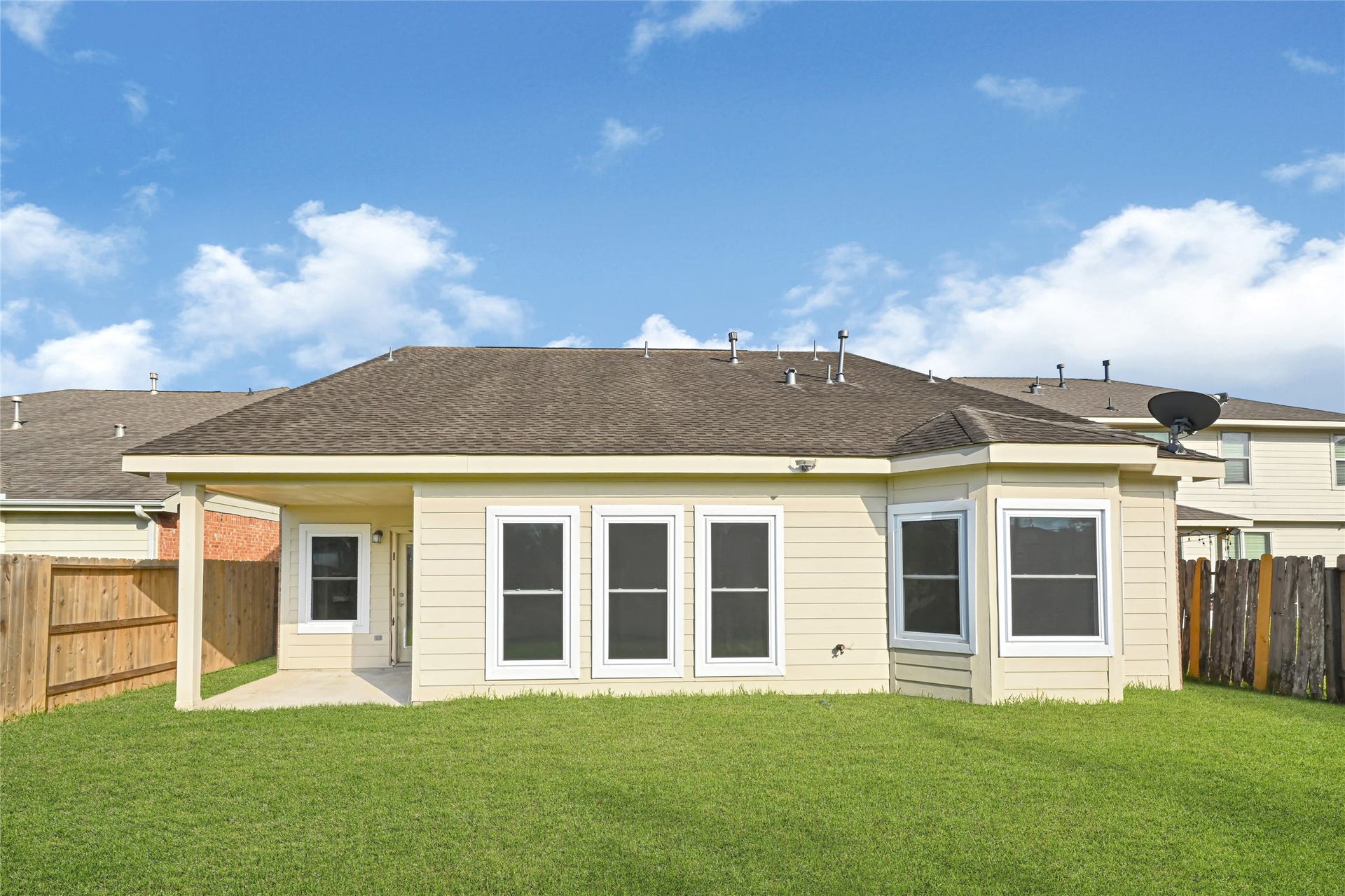 4923 Trailing Clover Court, Houston, TX 77084 Backyard