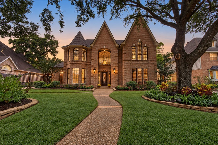 Property photo for 3122 Timber Village Drive, Houston, TX