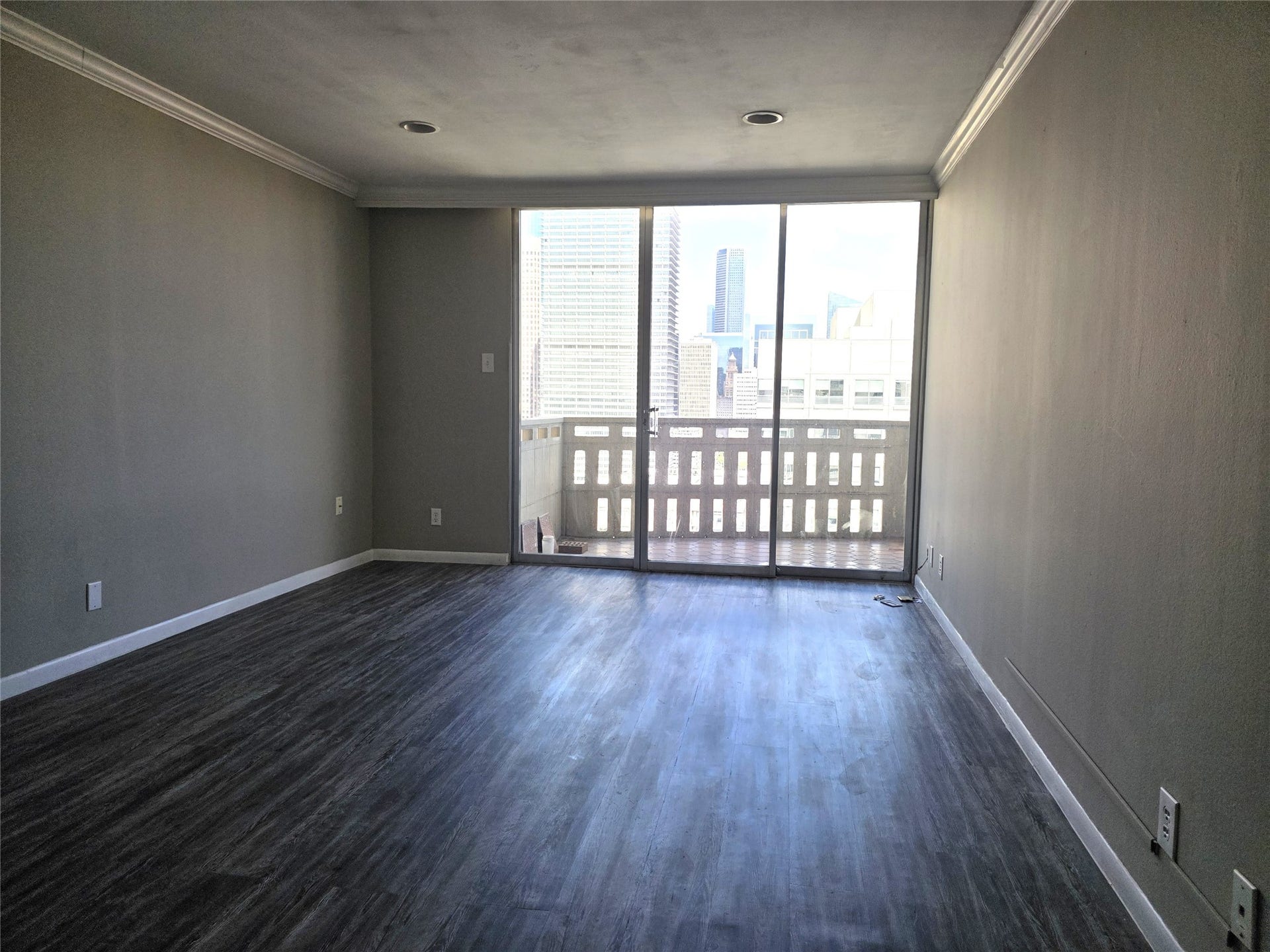 2016 Main Street, #1907, Houston, TX 77002 Living room with views