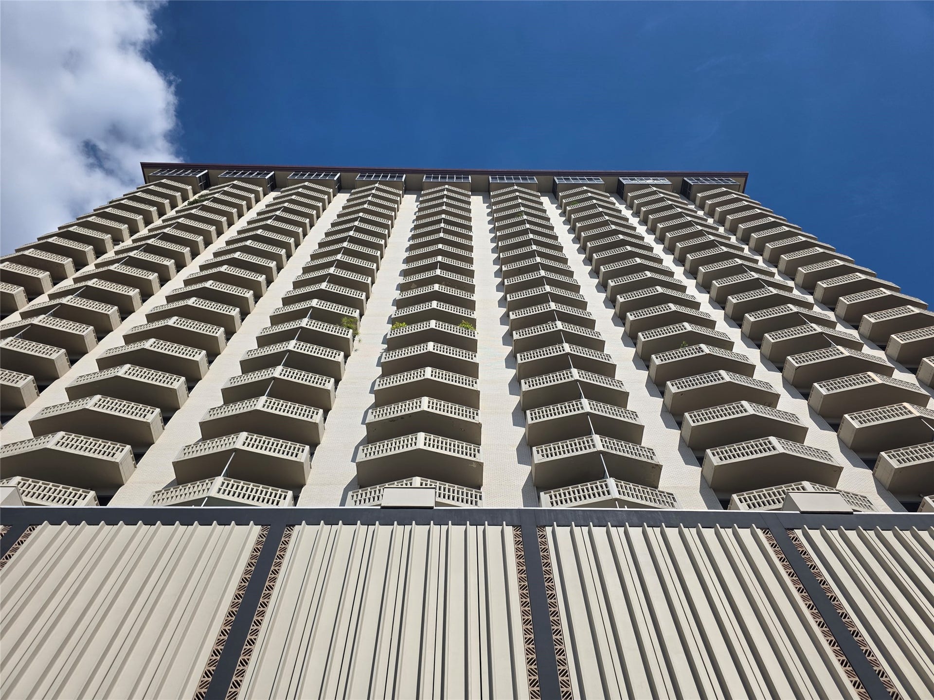 2016 Main Street, #1907, Houston, TX 77002 Welcome to 2016 Main