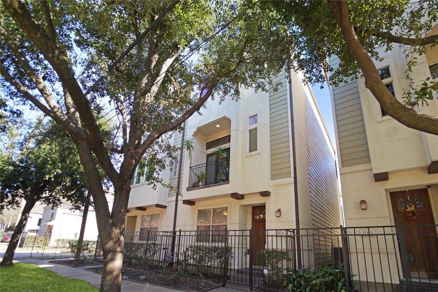 Property photo for 1804 Anita Street, Houston, TX