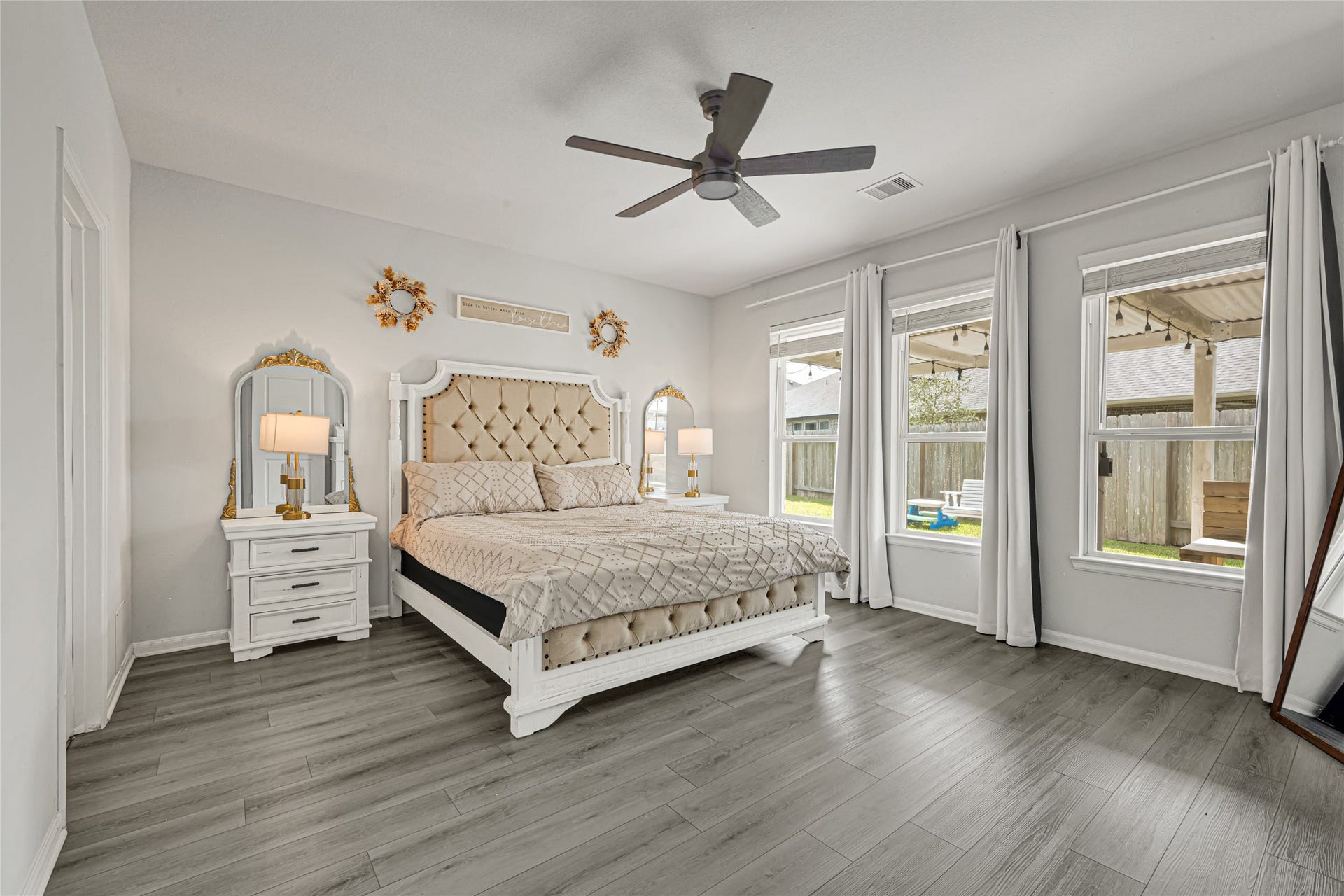 302 Vineyard Court, Alvin, TX 77511 302 Vineyard Court, Alvin, TX 77511