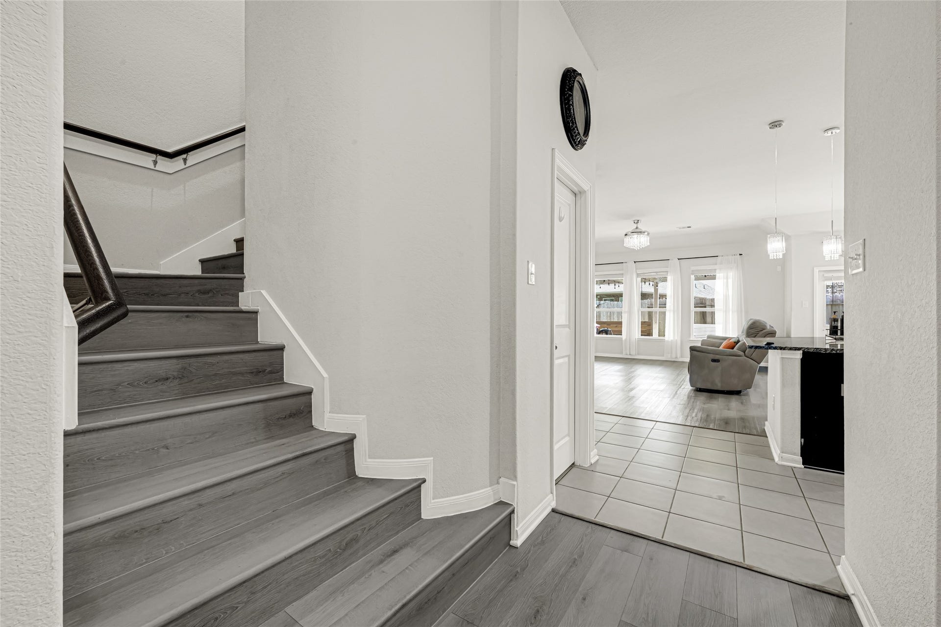 302 Vineyard Court, Alvin, TX 77511 302 Vineyard Court, Alvin, TX 77511