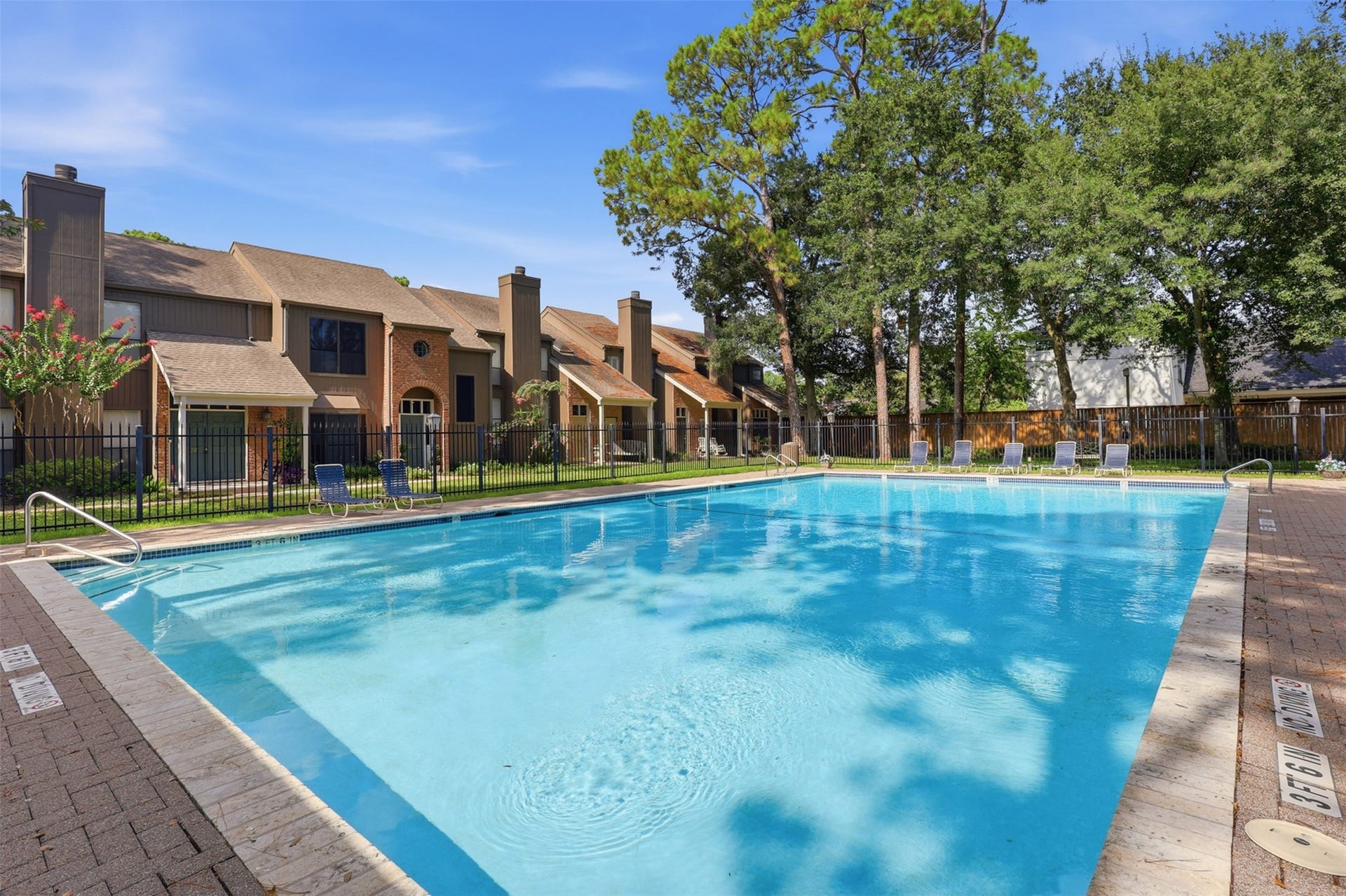 701 Bering Drive, #102, Houston, TX 77057 701 Bering Drive, #102, Houston, TX 77057