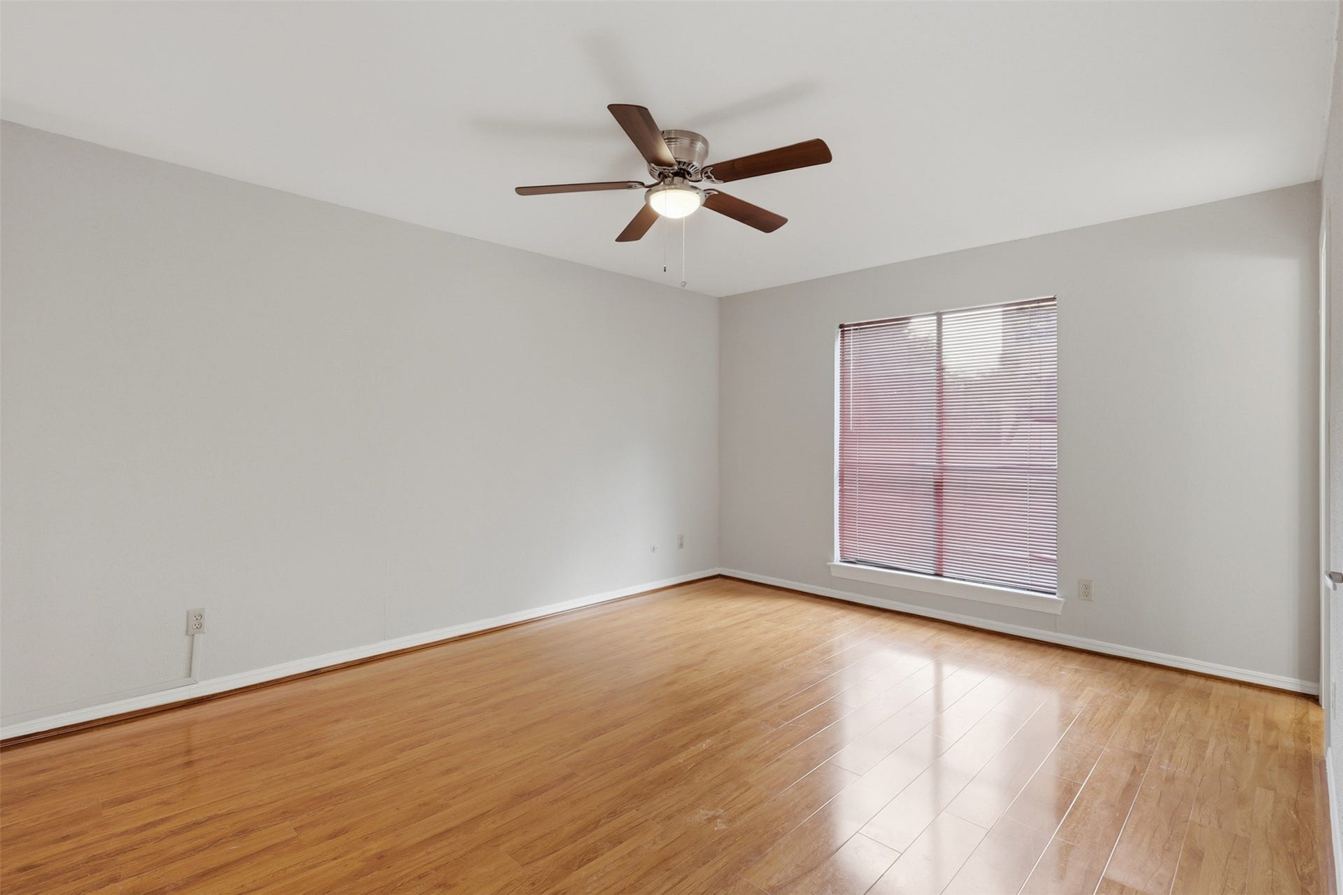 701 Bering Drive, #102, Houston, TX 77057 701 Bering Drive, #102, Houston, TX 77057
