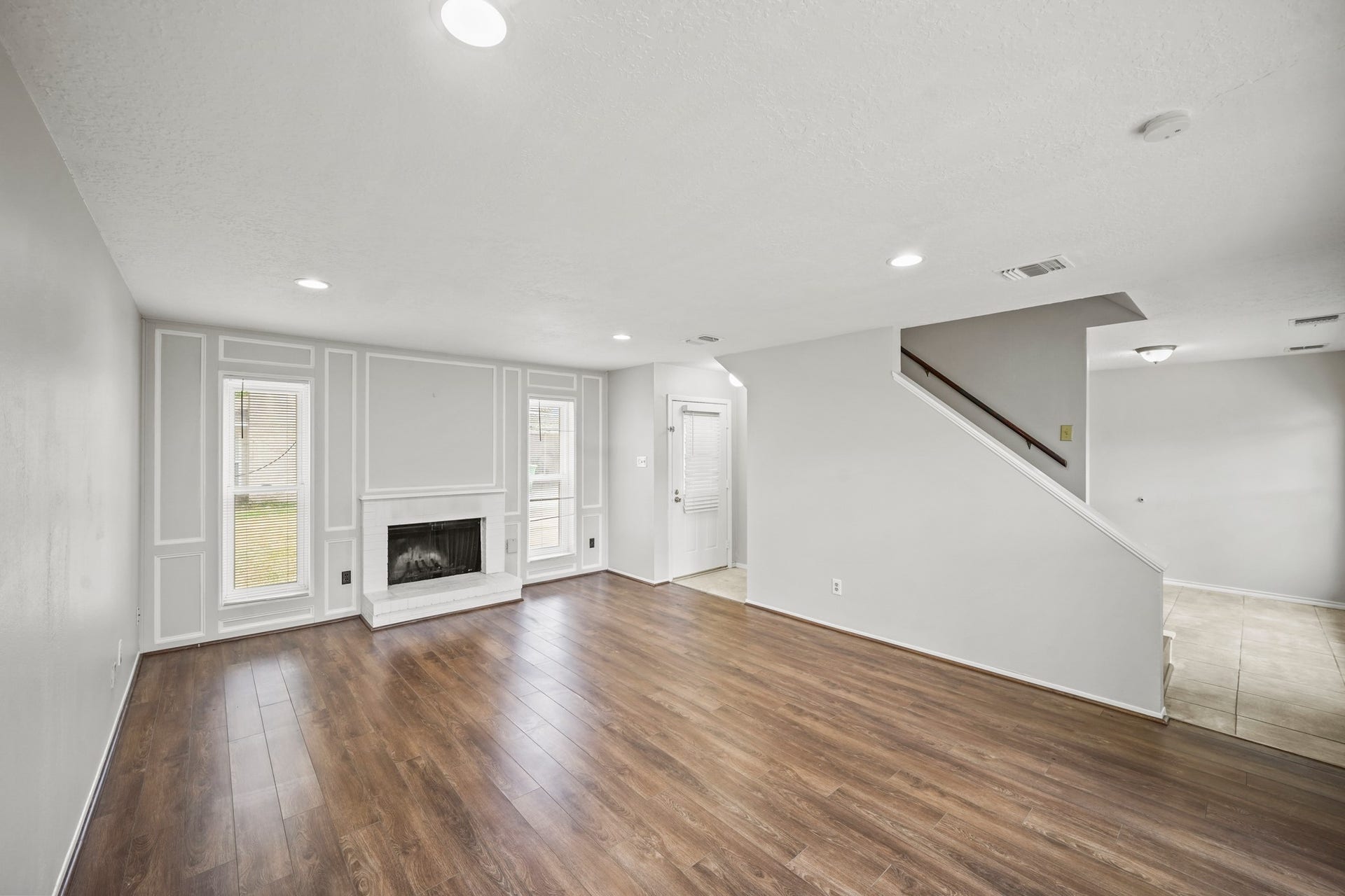10814 Sugar Hill Drive, #B, Houston, TX 77042 10814 Sugar Hill Drive, #B, Houston, TX 77042