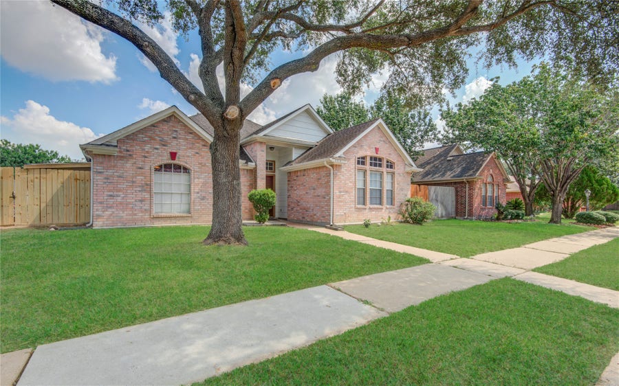 Property photo for 6414 Bosley Lane, Houston, TX