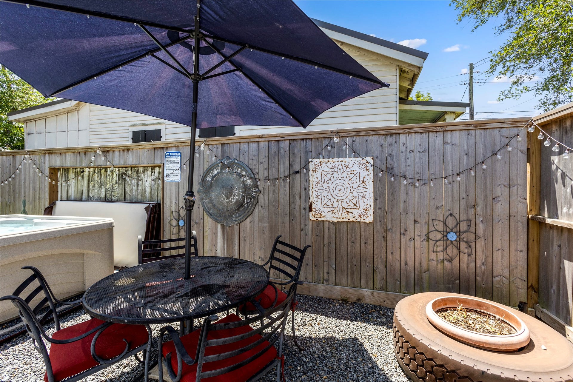 3327 Ursuline Street, Galveston, TX 77550 3327 Ursuline Street, Galveston, TX 77550
