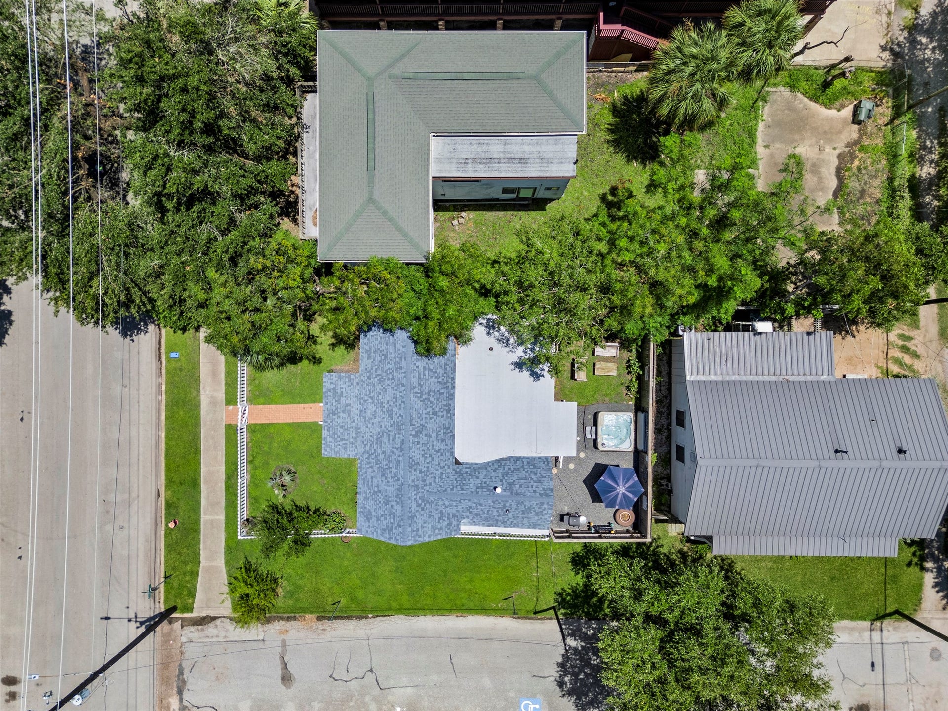 3327 Ursuline Street, Galveston, TX 77550 3327 Ursuline Street, Galveston, TX 77550