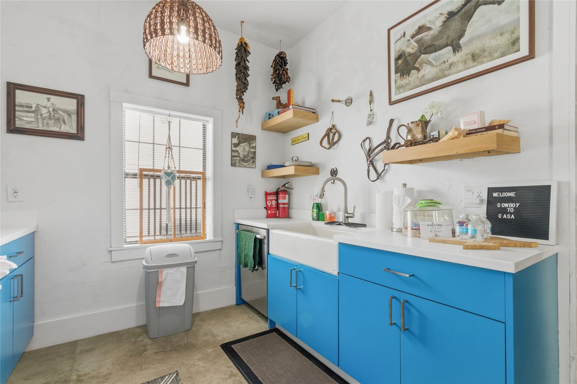 3327 Ursuline Street, Galveston, TX 77550 3327 Ursuline Street, Galveston, TX 77550