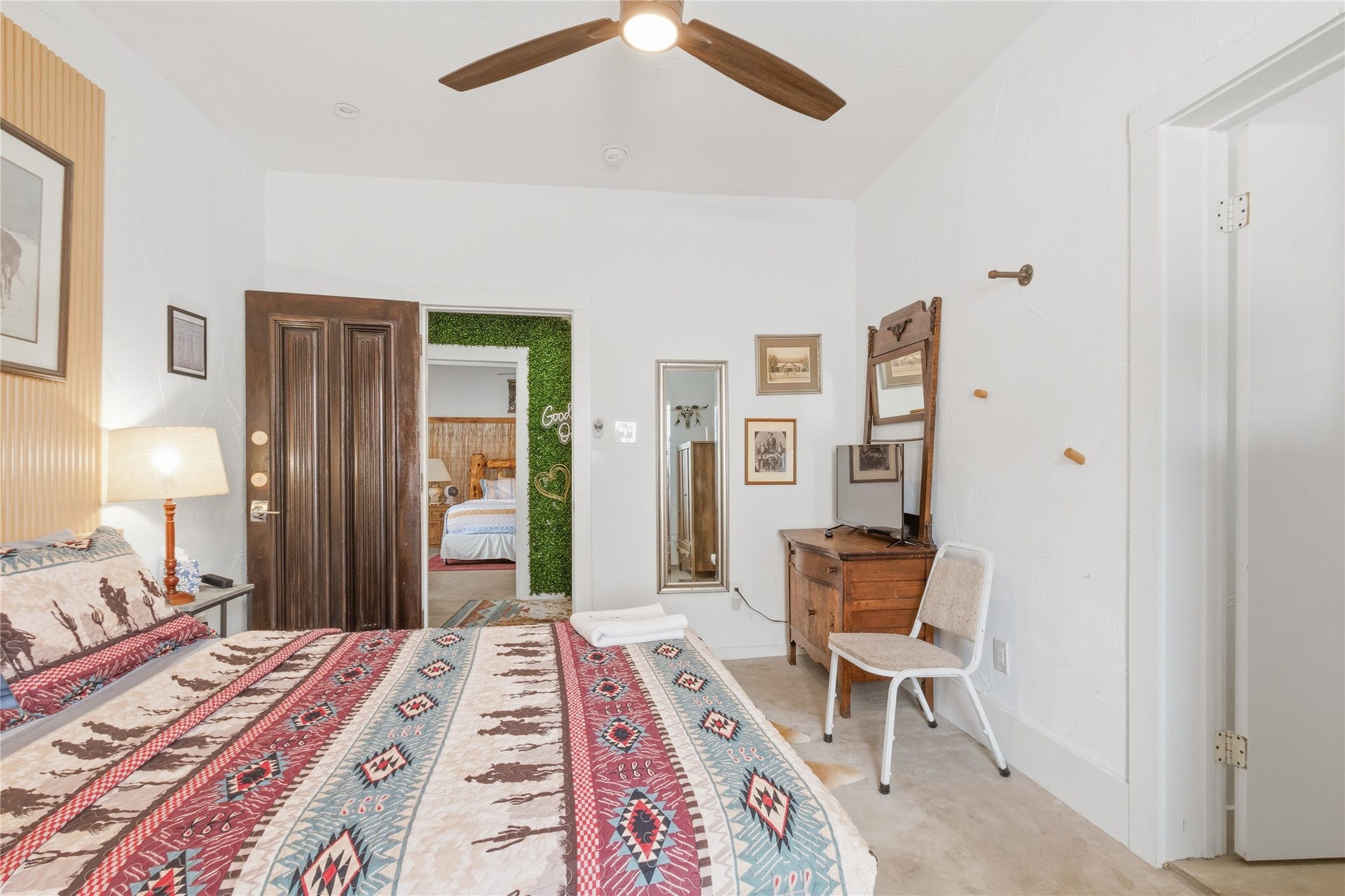 3327 Ursuline Street, Galveston, TX 77550 3327 Ursuline Street, Galveston, TX 77550