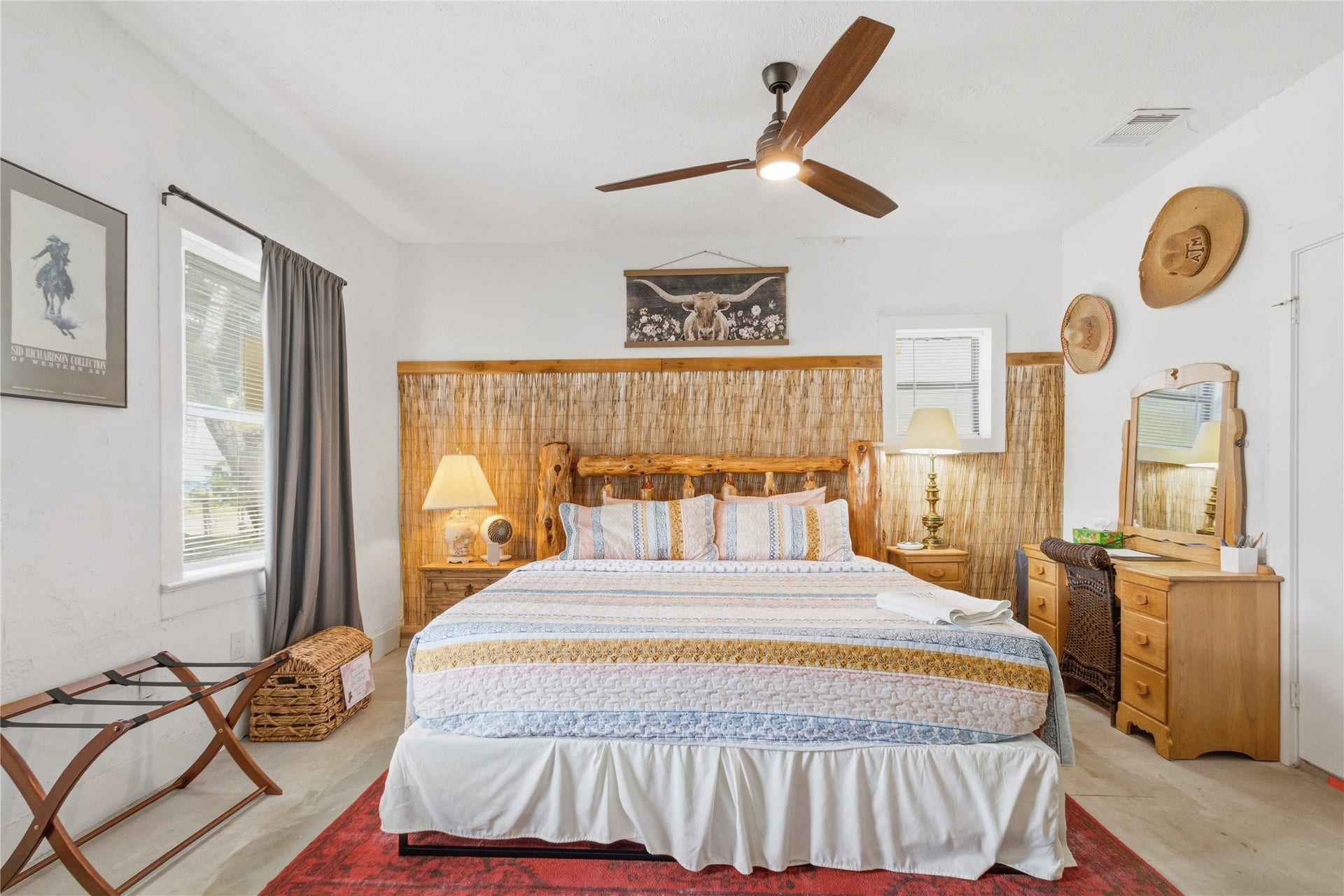 3327 Ursuline Street, Galveston, TX 77550 3327 Ursuline Street, Galveston, TX 77550