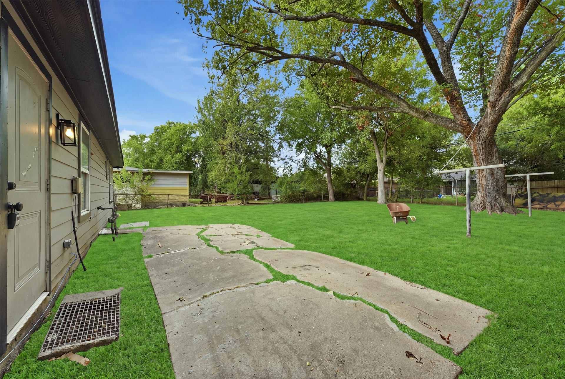 7802 Darnay Drive, Houston, TX 77033
